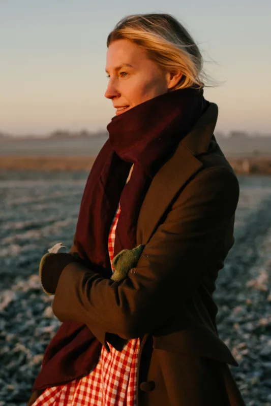 Palisandra – Twill Linen Square Scarf sold by Son de Flor