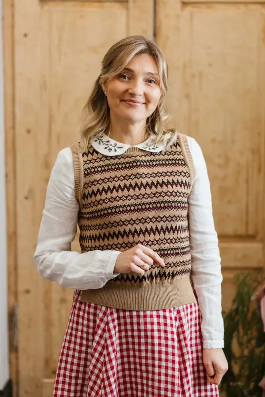 Elaine – Merino Wool Vest with Crew Neckline sold by Son de Flor