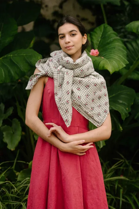 Palisandra – Linen Square Scarf made by Son de Flor