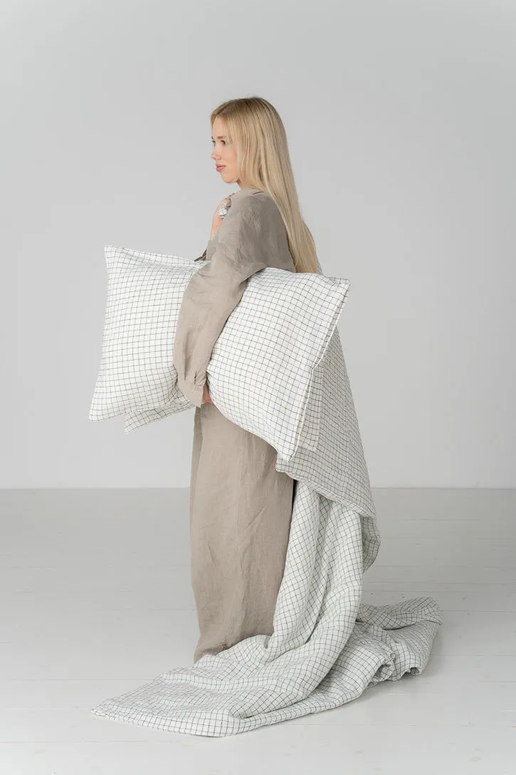 Linen Pillowcase, Set of 2 sold by Son de Flor product image thumbnail 2