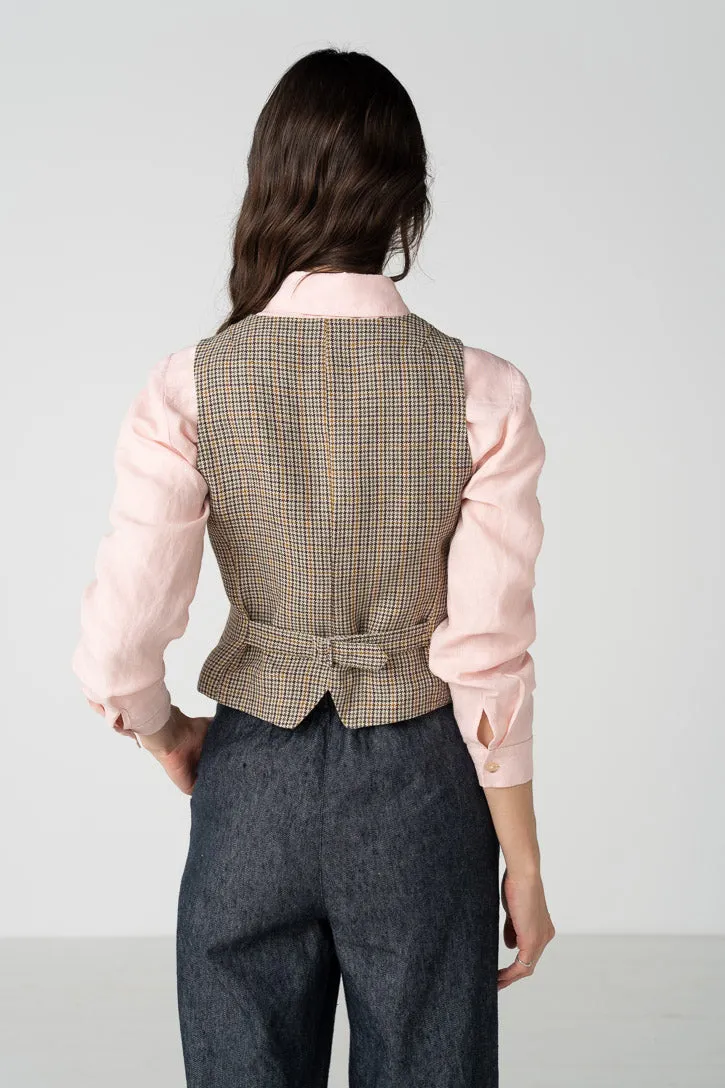 Jane – Fitted Linen V-Neck Vest sold by Son de Flor product image thumbnail 4
