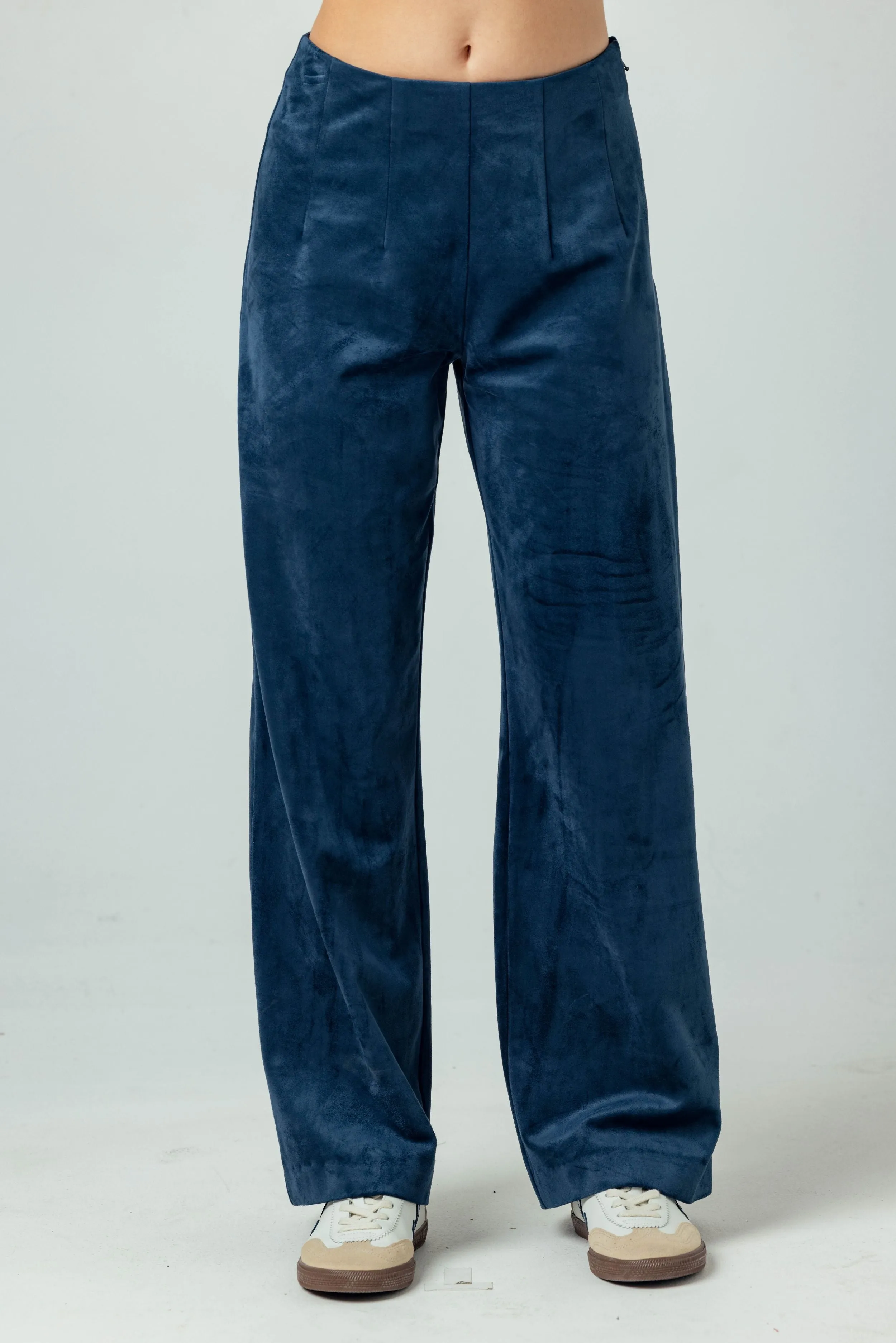 SUEDE CRUISE PANTS sold by We Are Sundays product image thumbnail 4