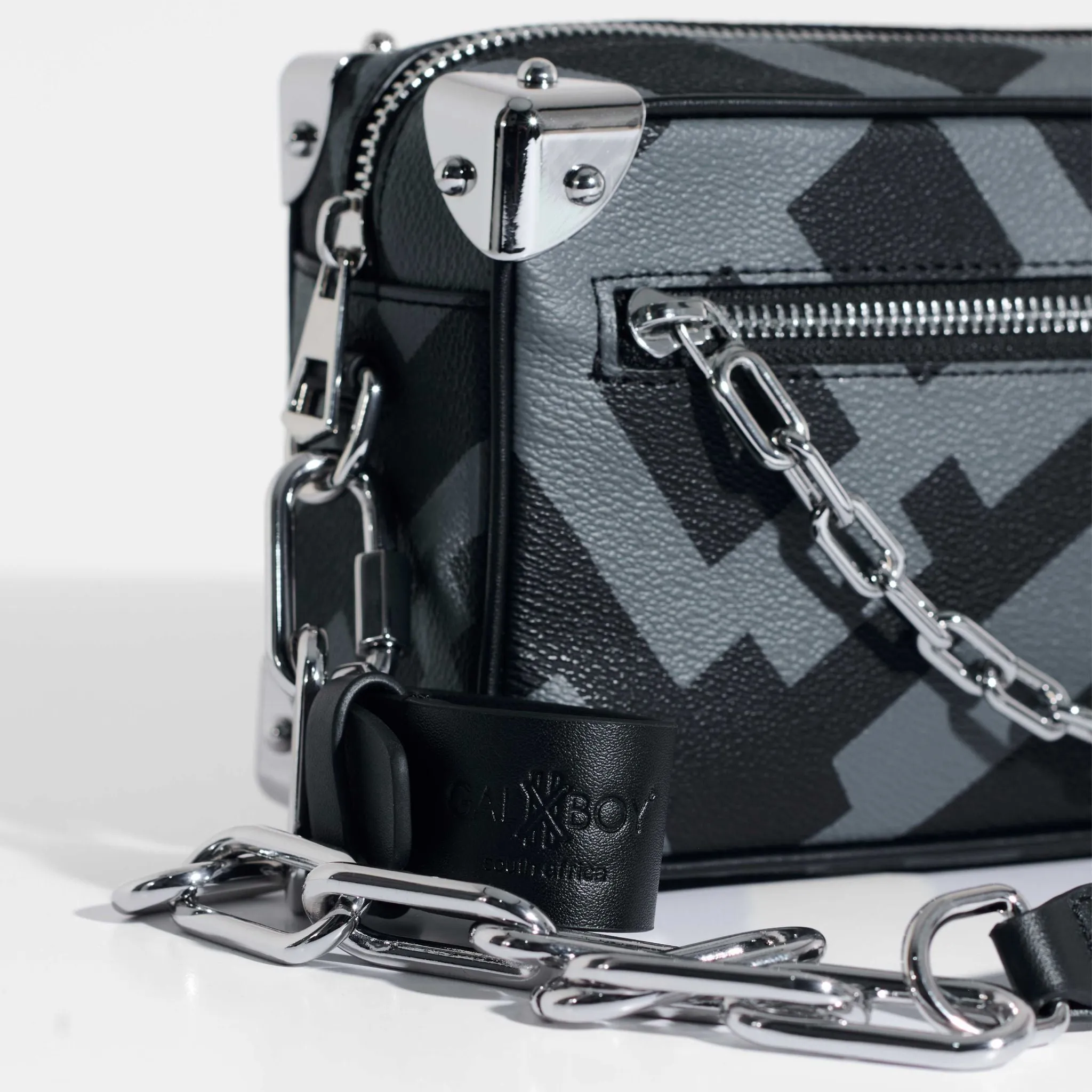 GXB TRAVEL TRUNK sold by Galxboy product image thumbnail 2