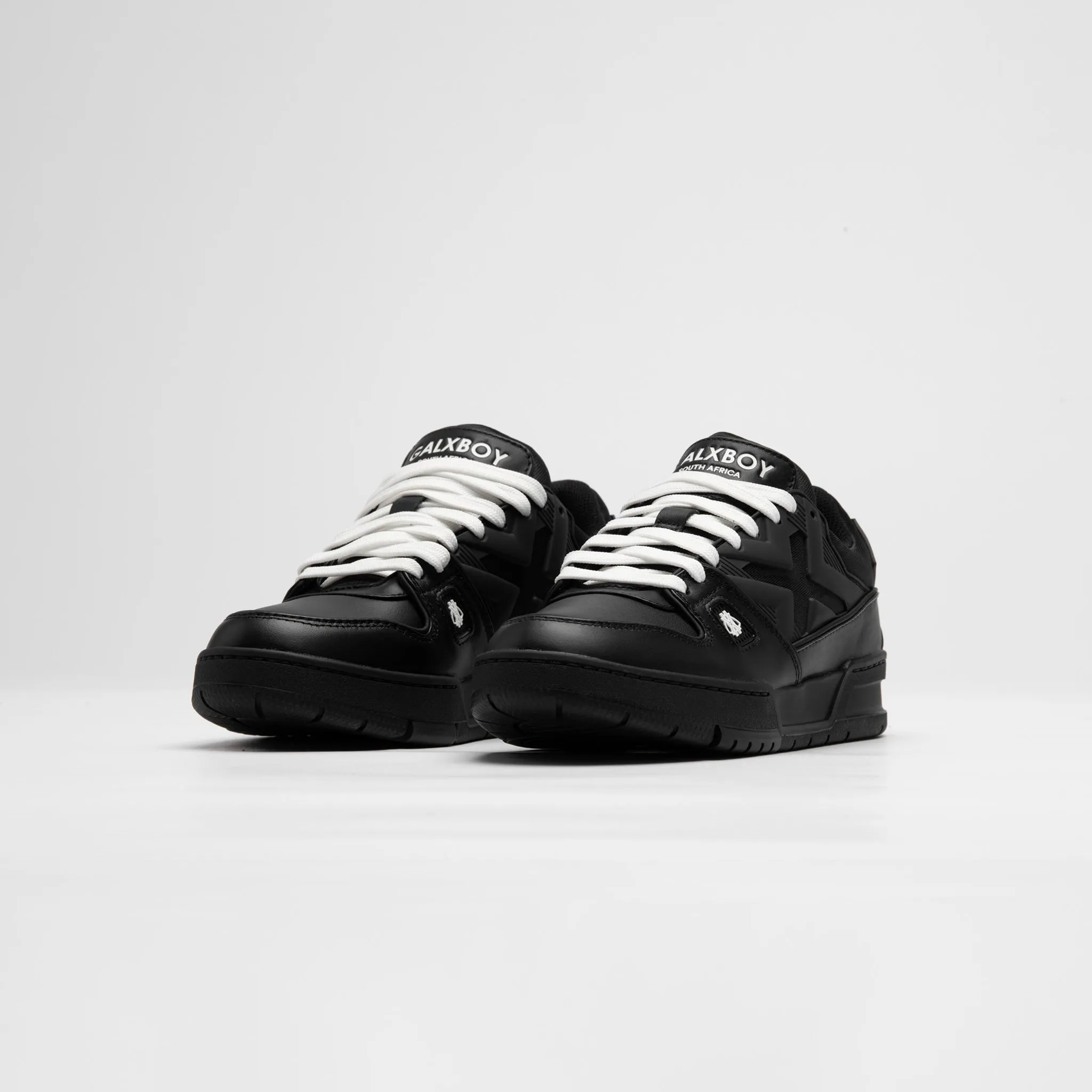 012 TRAINER sold by Galxboy