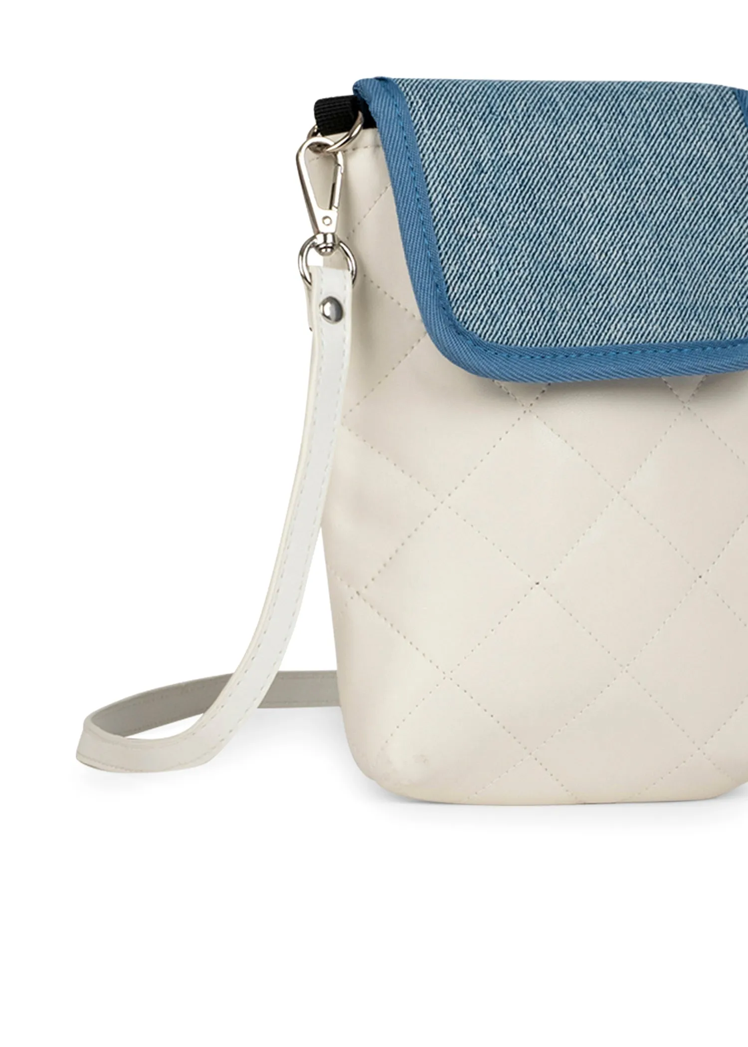 Riley Cape Phone Flap Crossbody - FINAL SALE sold by HAUTE SHORE product image thumbnail 3