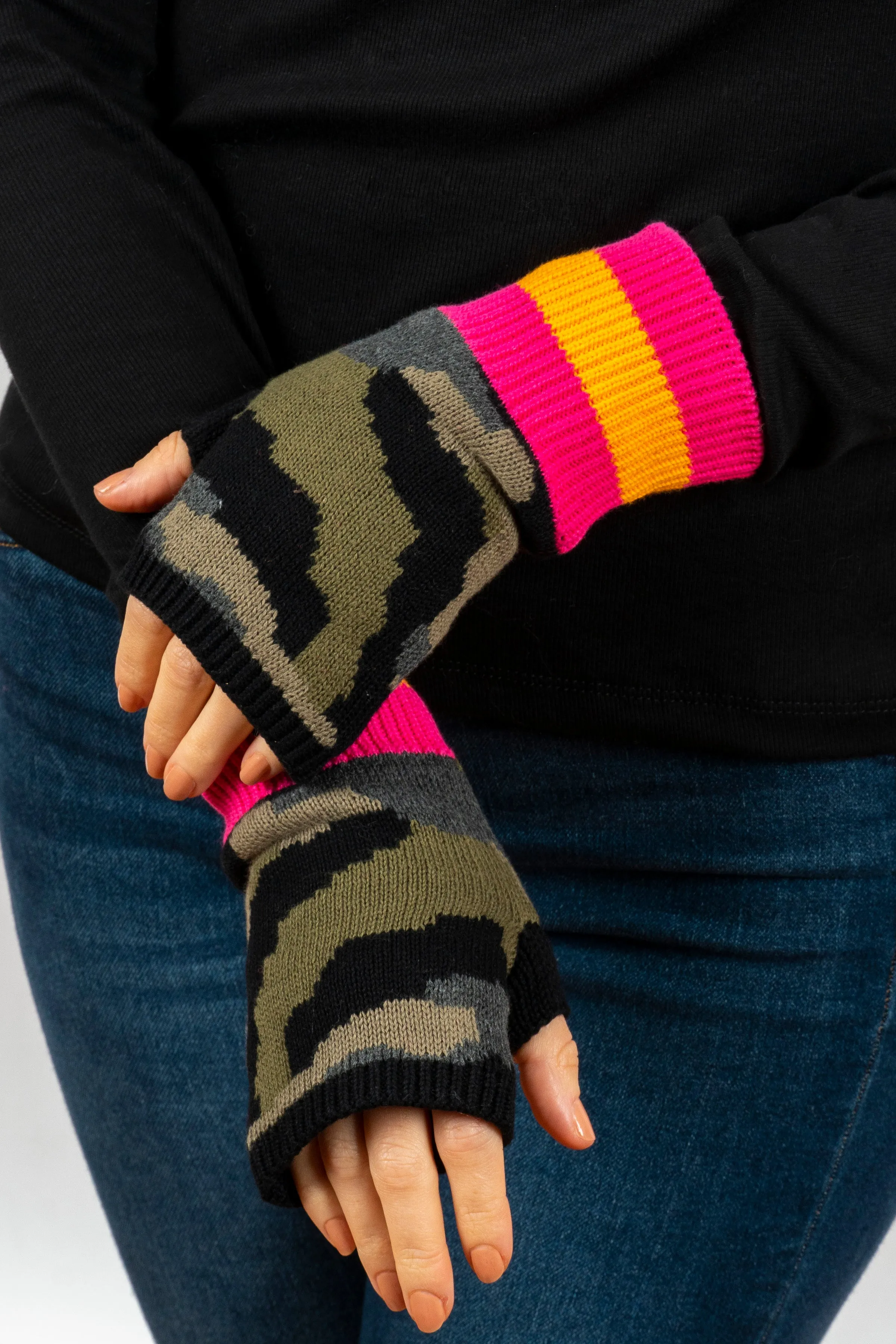 Showoff Fingerless Glove sold by HAUTE SHORE product image thumbnail 5