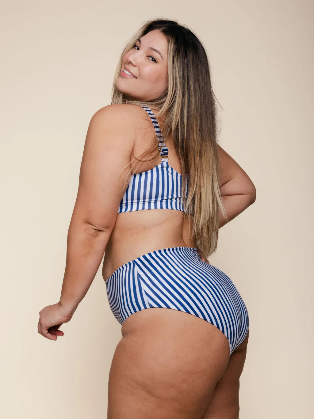 Scoop Top in Amalfi sold by Kitty & Vibe product image thumbnail 4