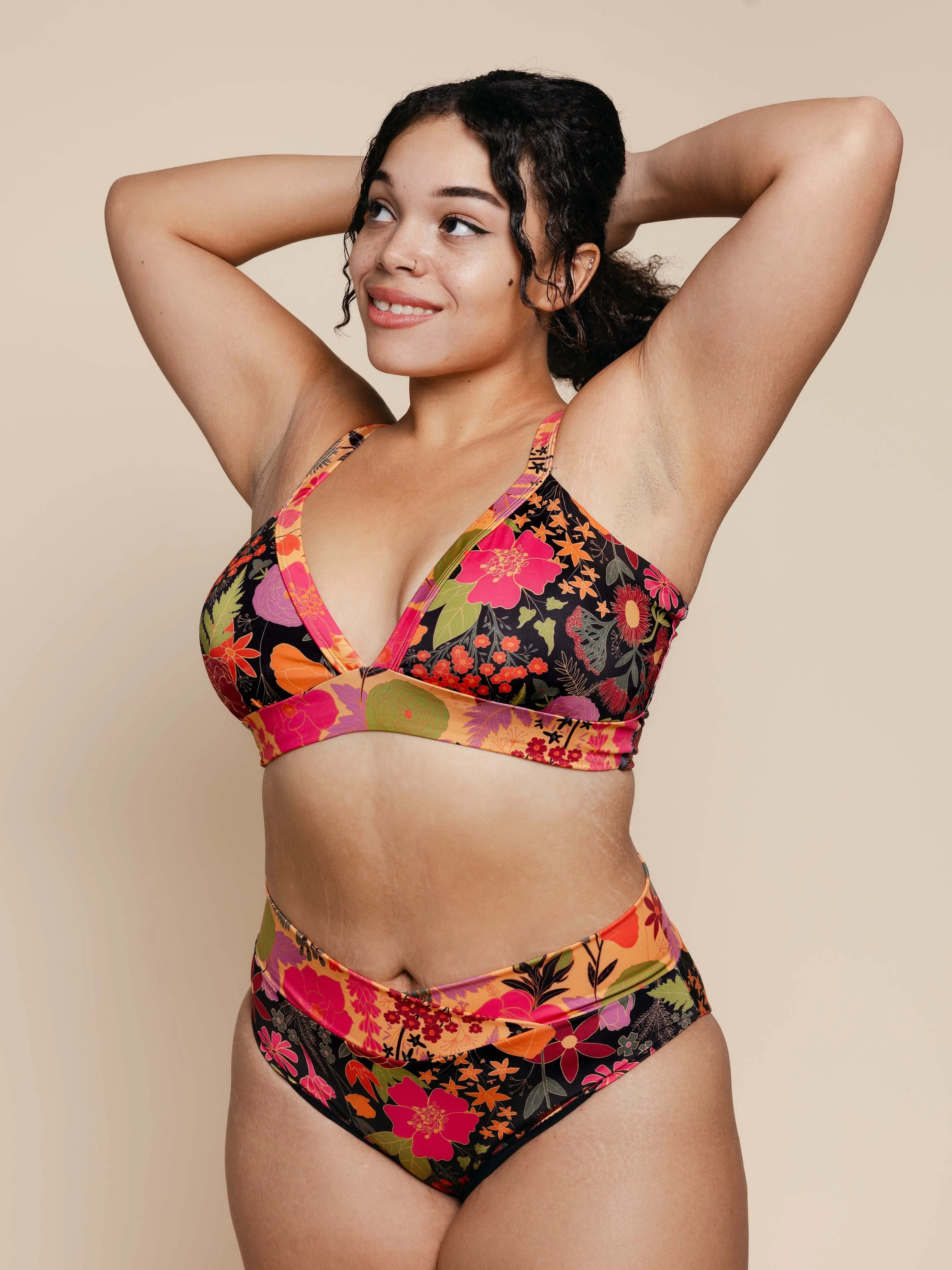 High Hip Crossover Bottoms in Margot sold by Kitty & Vibe product image thumbnail 2