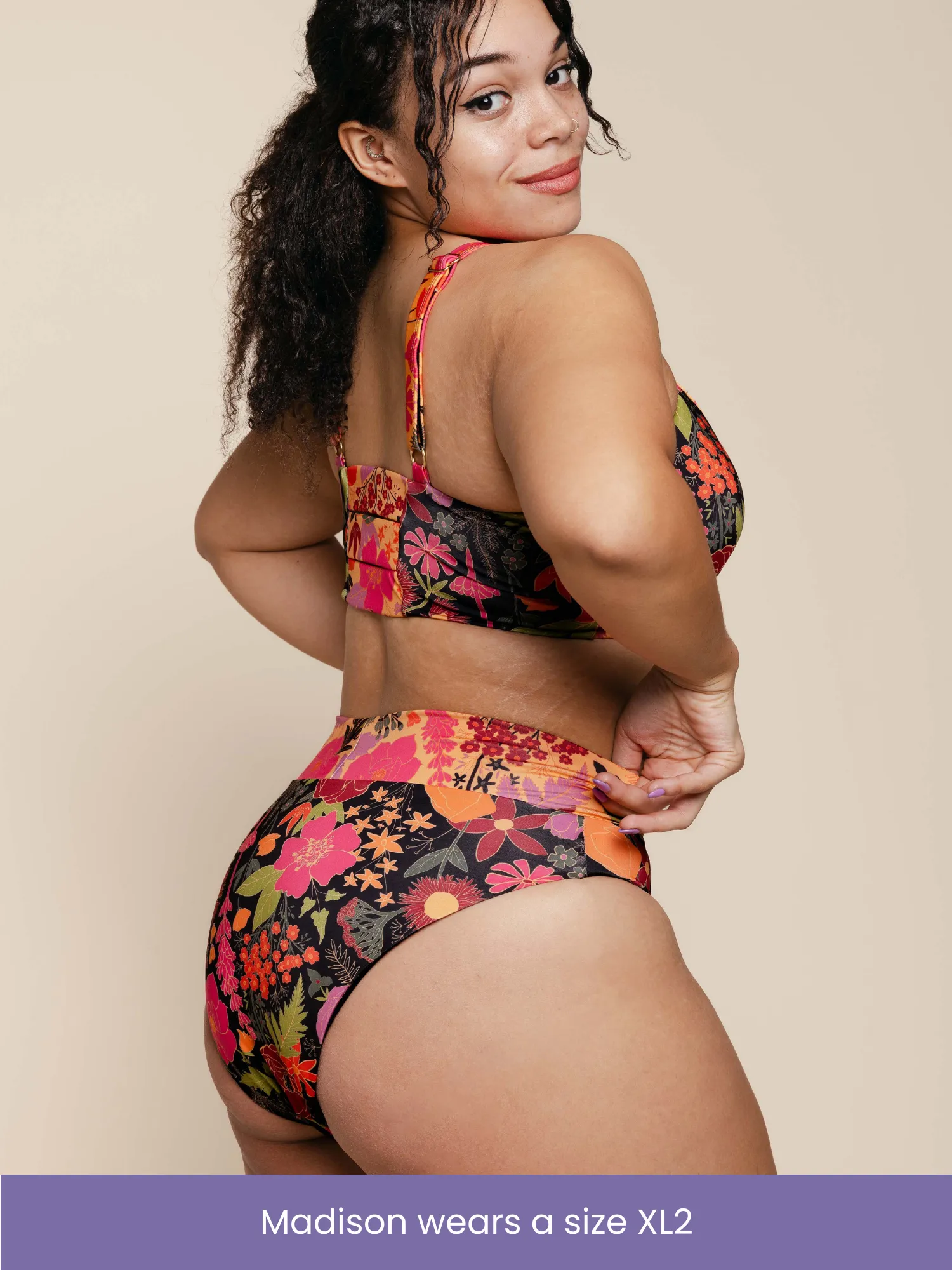 High Hip Crossover Bottoms in Margot sold by Kitty & Vibe product image thumbnail 4