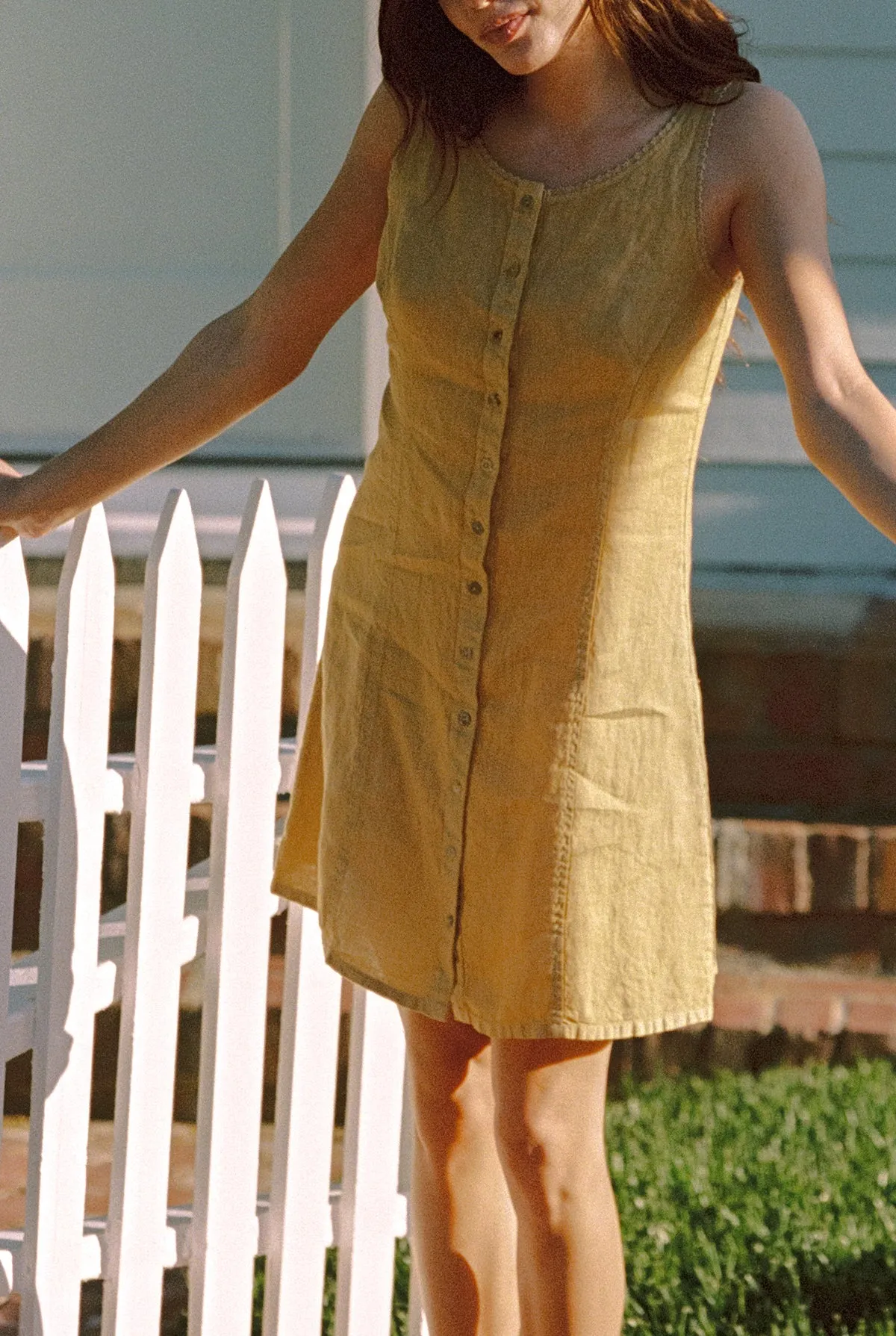 The Linen Pinafore sold by LA RELAXED product image thumbnail 4
