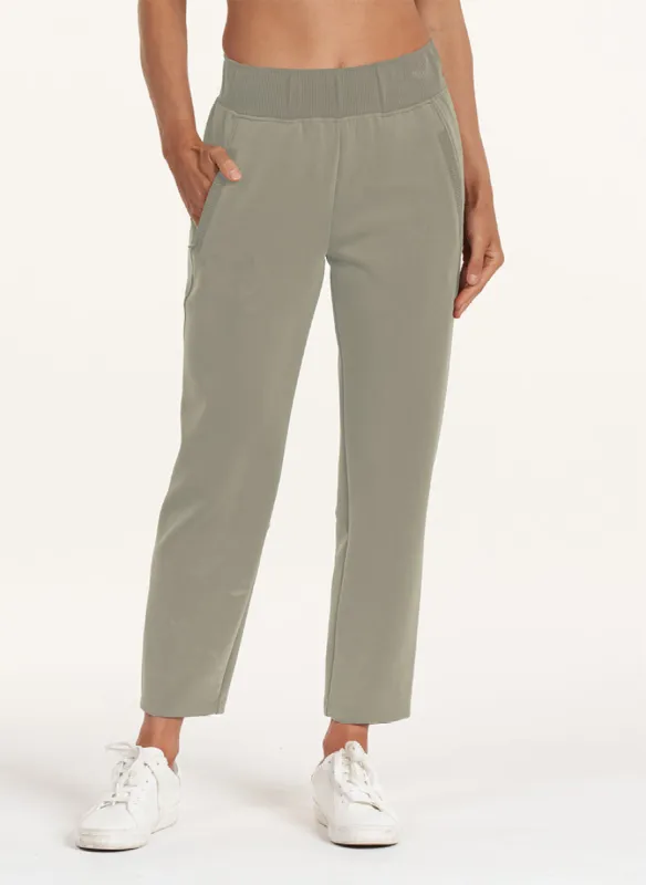 Ultraluxe Cropped Lounge Pant - FINAL SALE sold by Thrive Societe