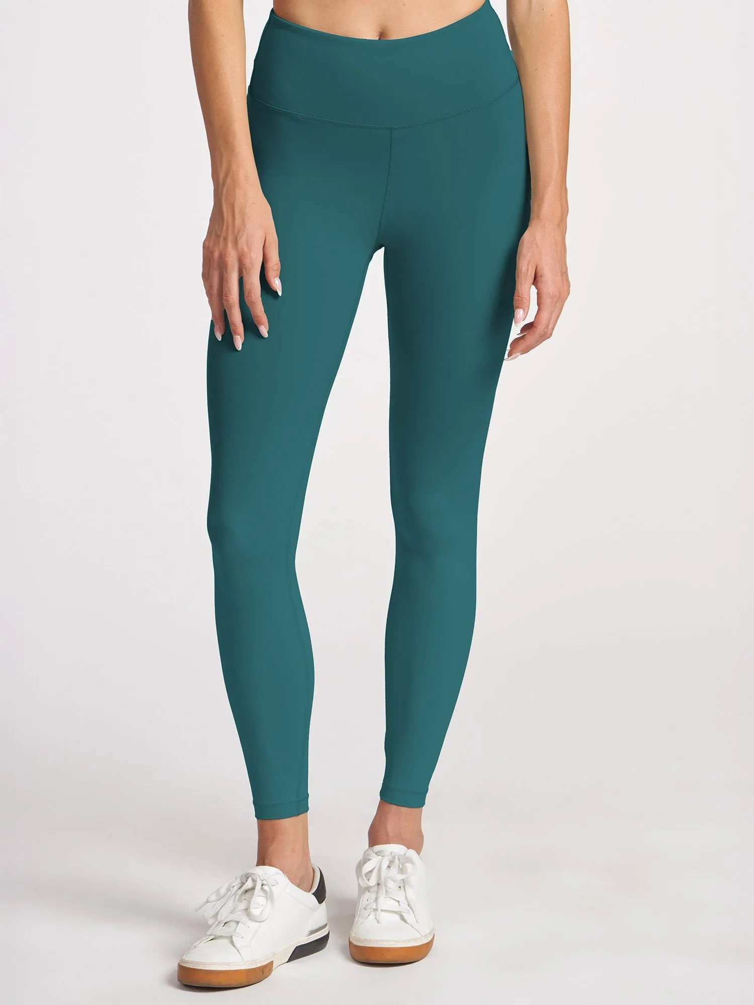 Endure 7/8 Legging sold by Thrive Societe