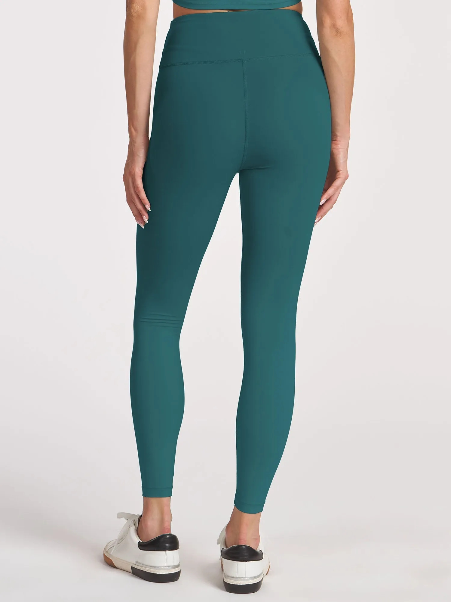 Endure 7/8 Legging sold by Thrive Societe product image thumbnail 5