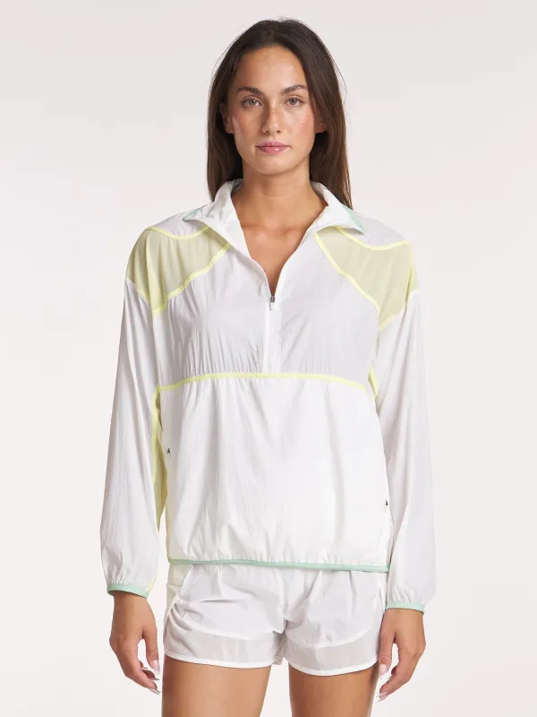 Mesh Mix Run 1/2 Zip sold by Thrive Societe