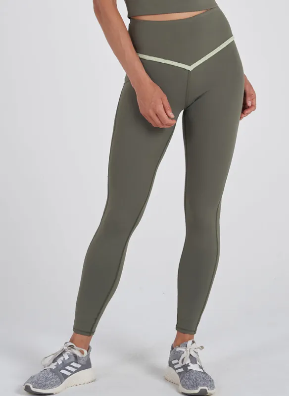 Piped 7/8 Legging - FINAL SALE sold by Thrive Societe