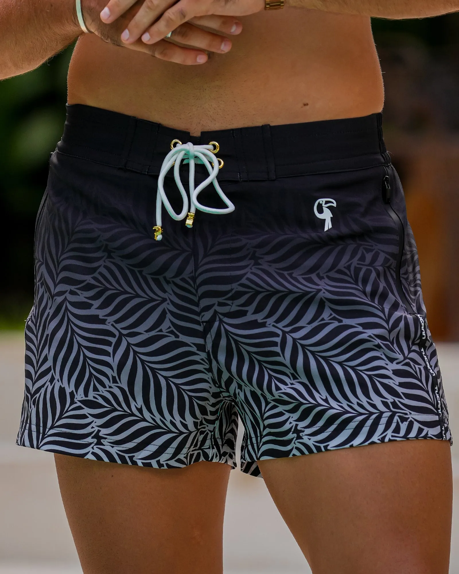 Faded Leaf - Ash 3" sold by Tucann