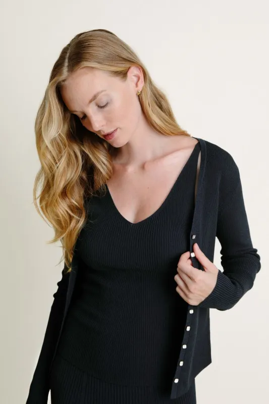 The Katherine Set sold by Kilte Collection