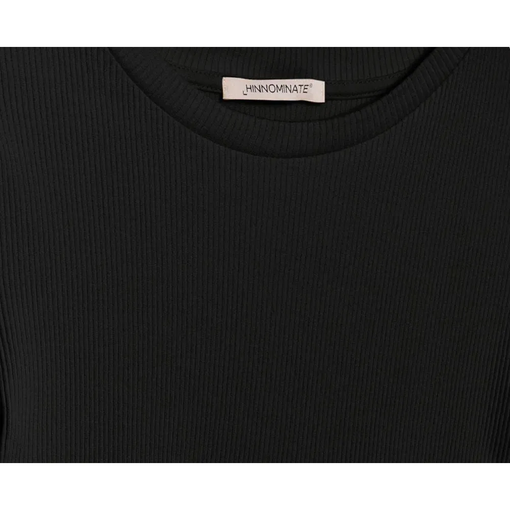 Chic Ribbed Cotton Tee with Logo Detail sold by Louxly product image thumbnail 3