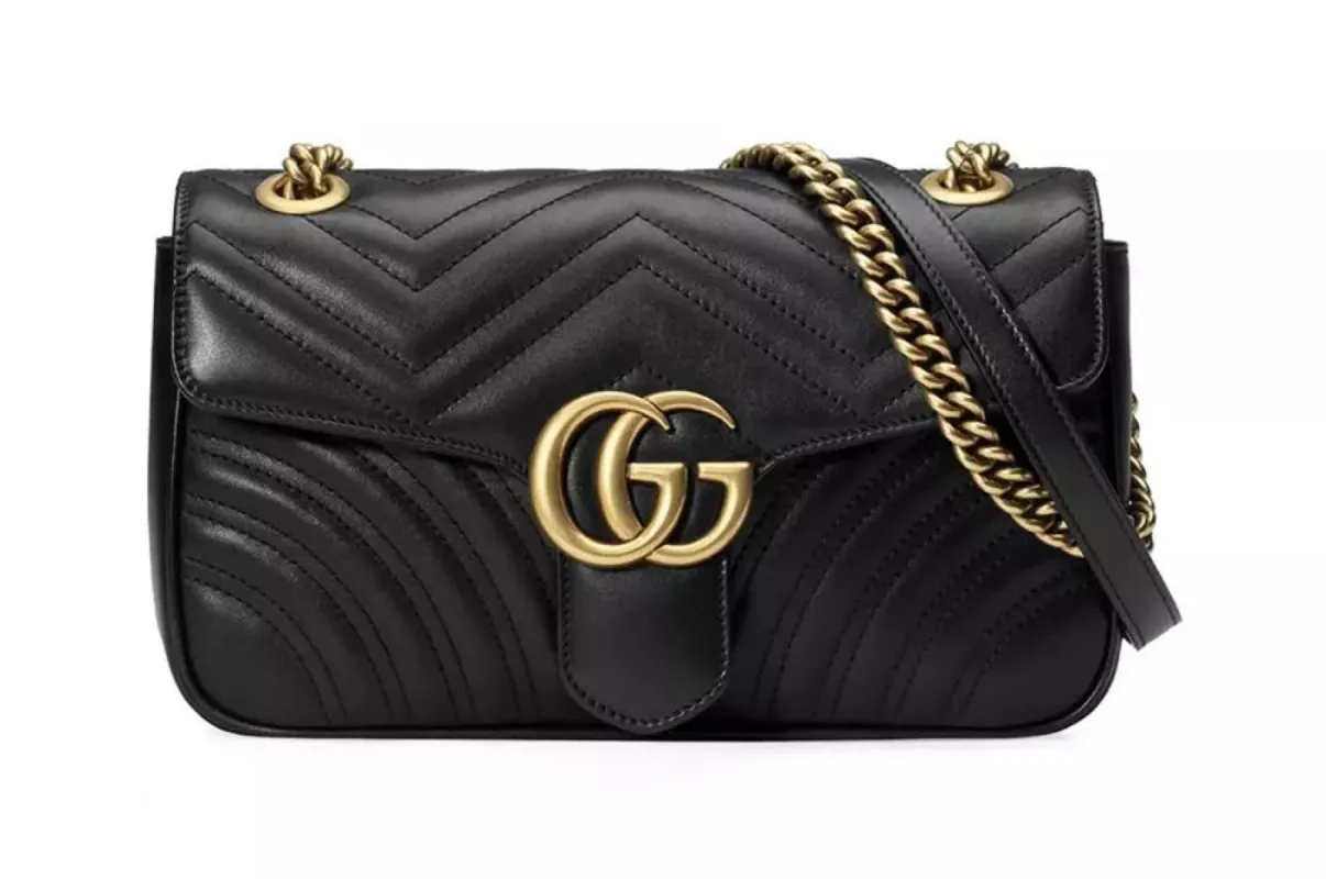 Elegant Chevron Quilted Leather Shoulder Bag made by Gucci