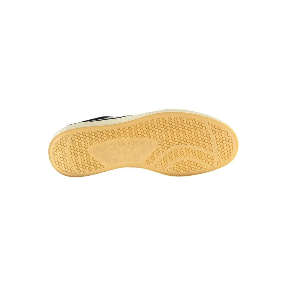 Urban Sporty Sneakers with Contrasting Accents sold by Louxly product image thumbnail 2