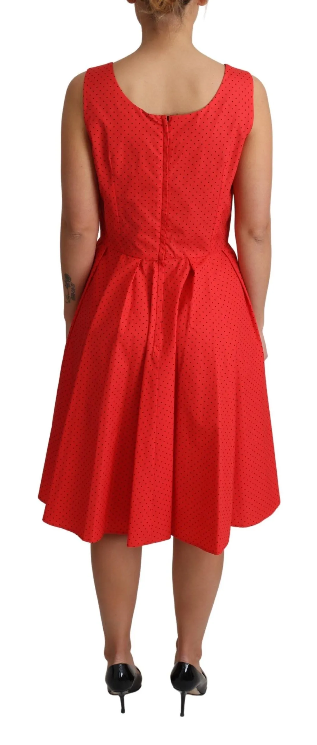 Elegant Polka Dotted A-Line Sleeveless Dress sold by Louxly product image thumbnail 4