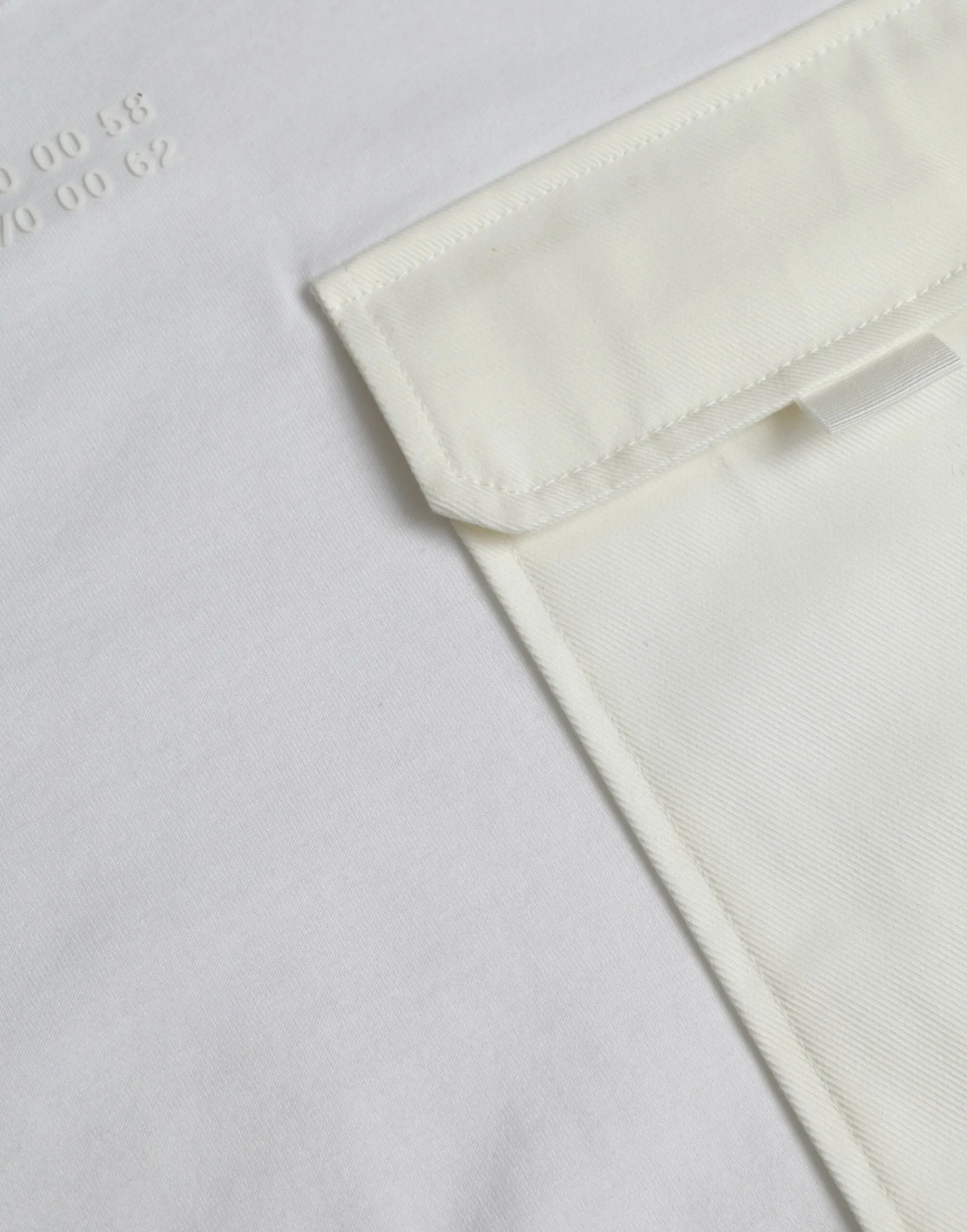White Cotton Pocket Short Sleeves T-shirt sold by Louxly product image thumbnail 4