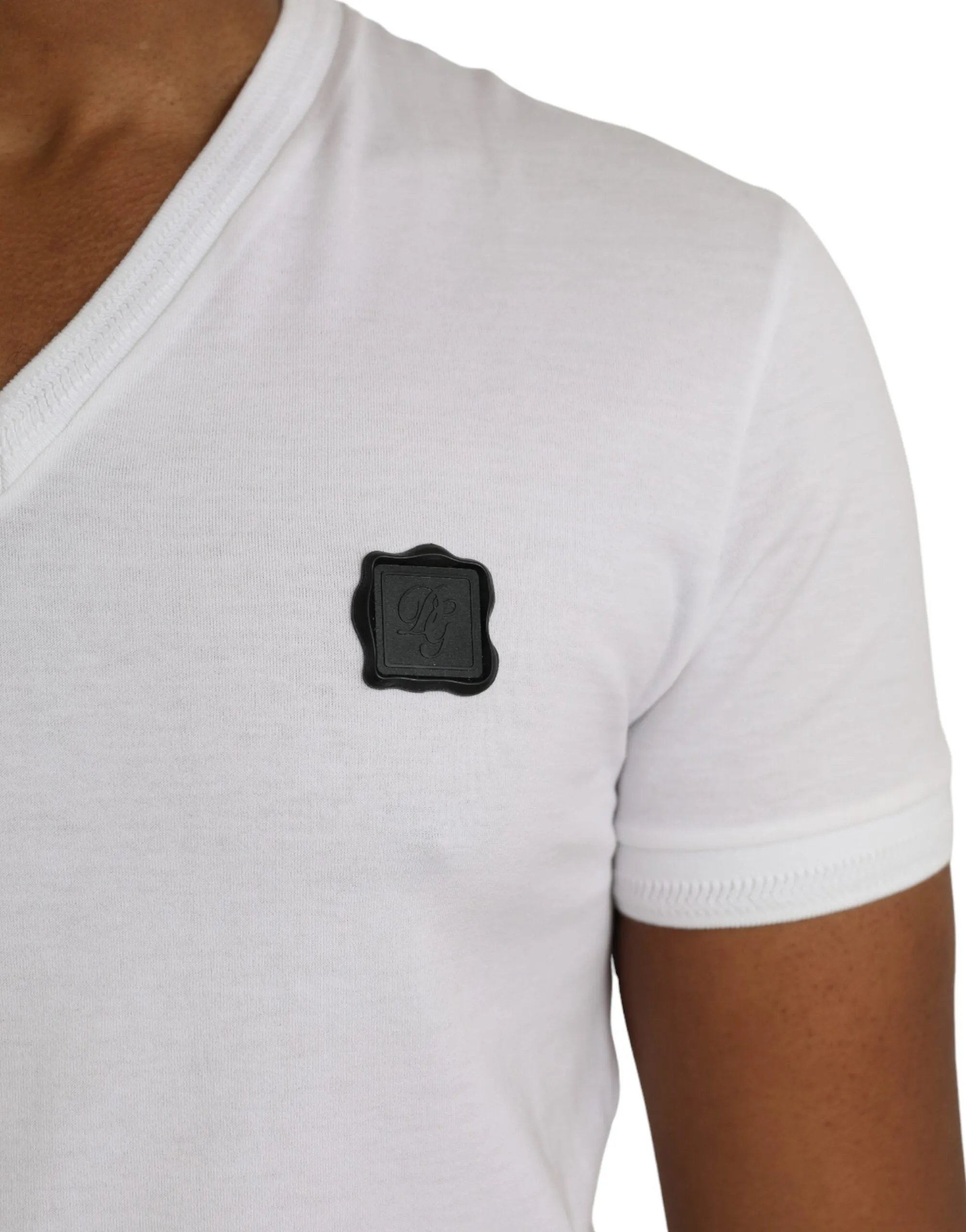 White Cotton Logo Plaque V-neck Men T-shirt sold by Louxly product image thumbnail 5