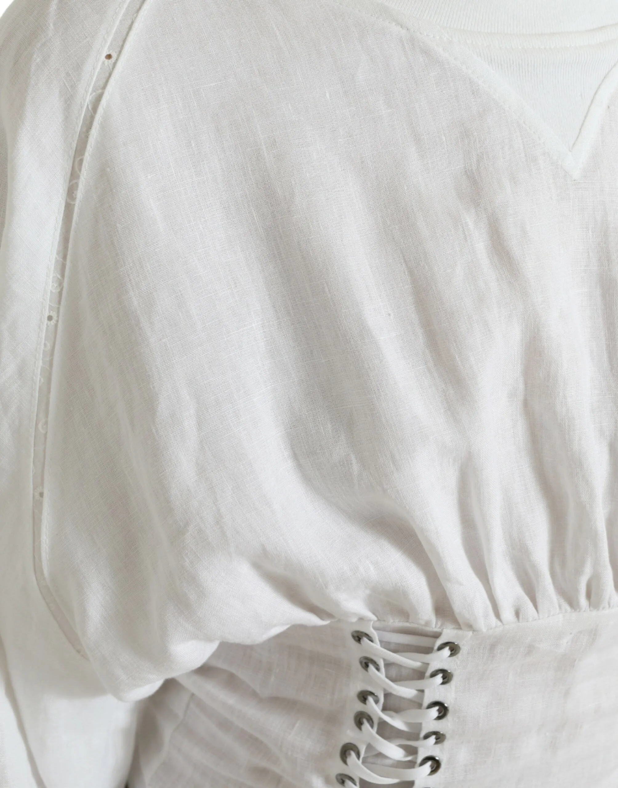 Elegant White Lace-Up Corset Cropped Top sold by Louxly product image thumbnail 4