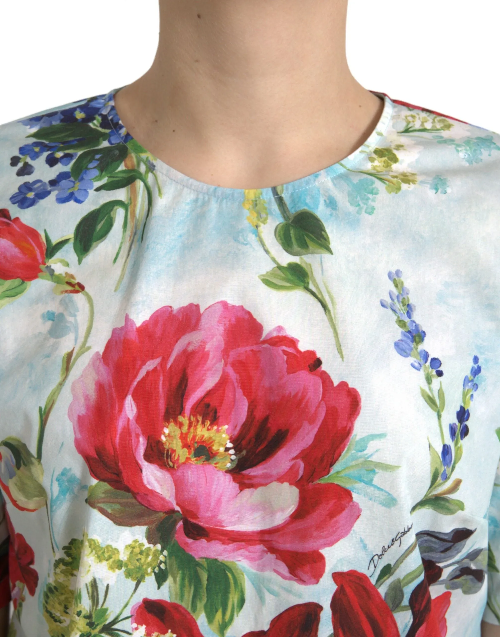 Chic Floral Round Neck Cotton Top sold by Louxly product image thumbnail 4