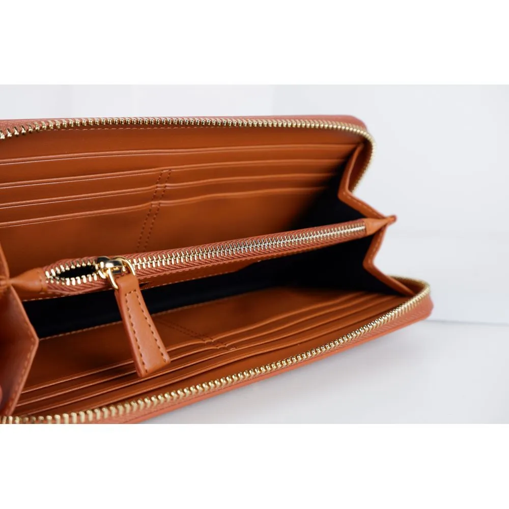 Elegant Leather Zippered Wallet sold by Louxly product image thumbnail 3