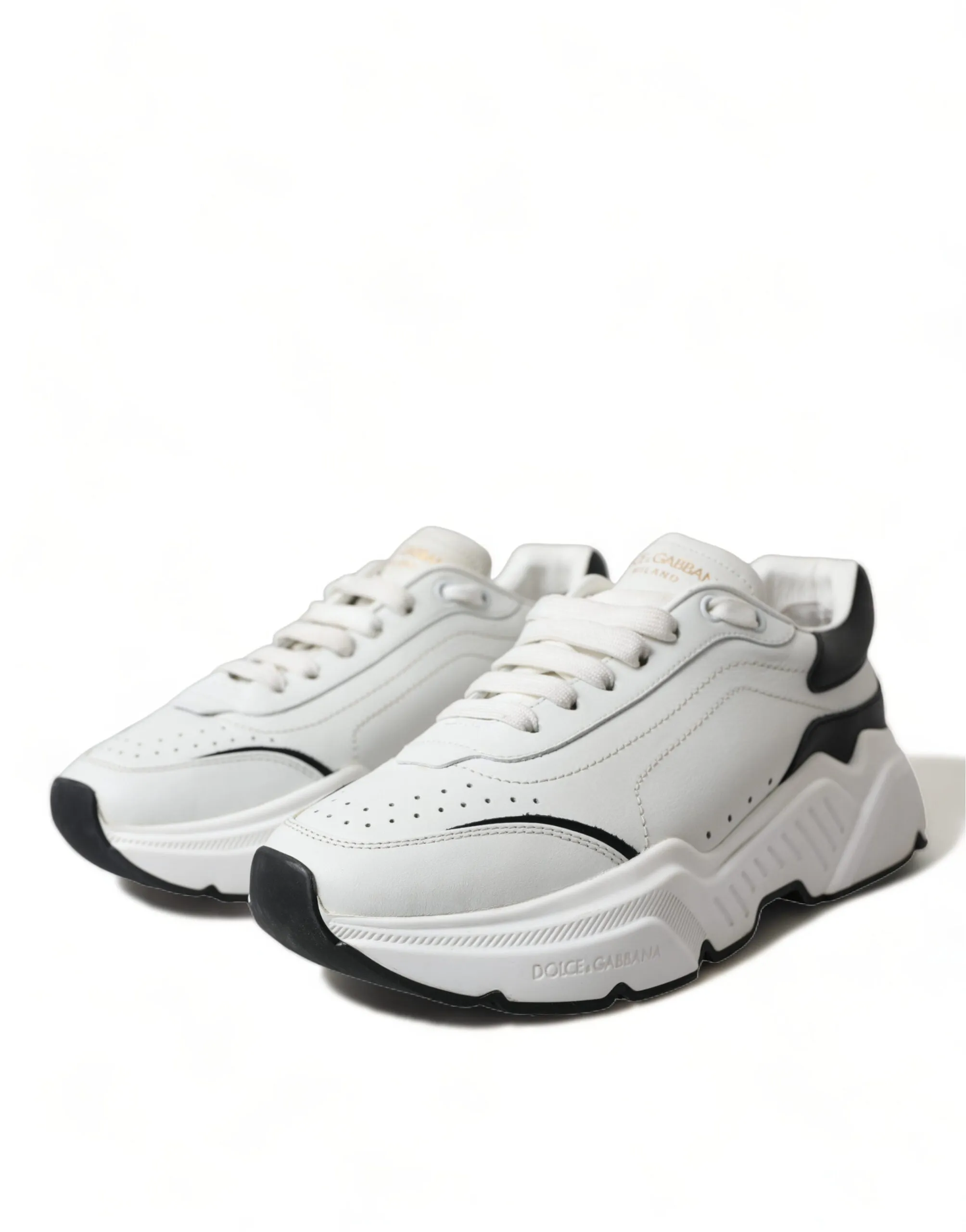 Chic Black & White Daymaster Leather Sneakers sold by Louxly product image thumbnail 3
