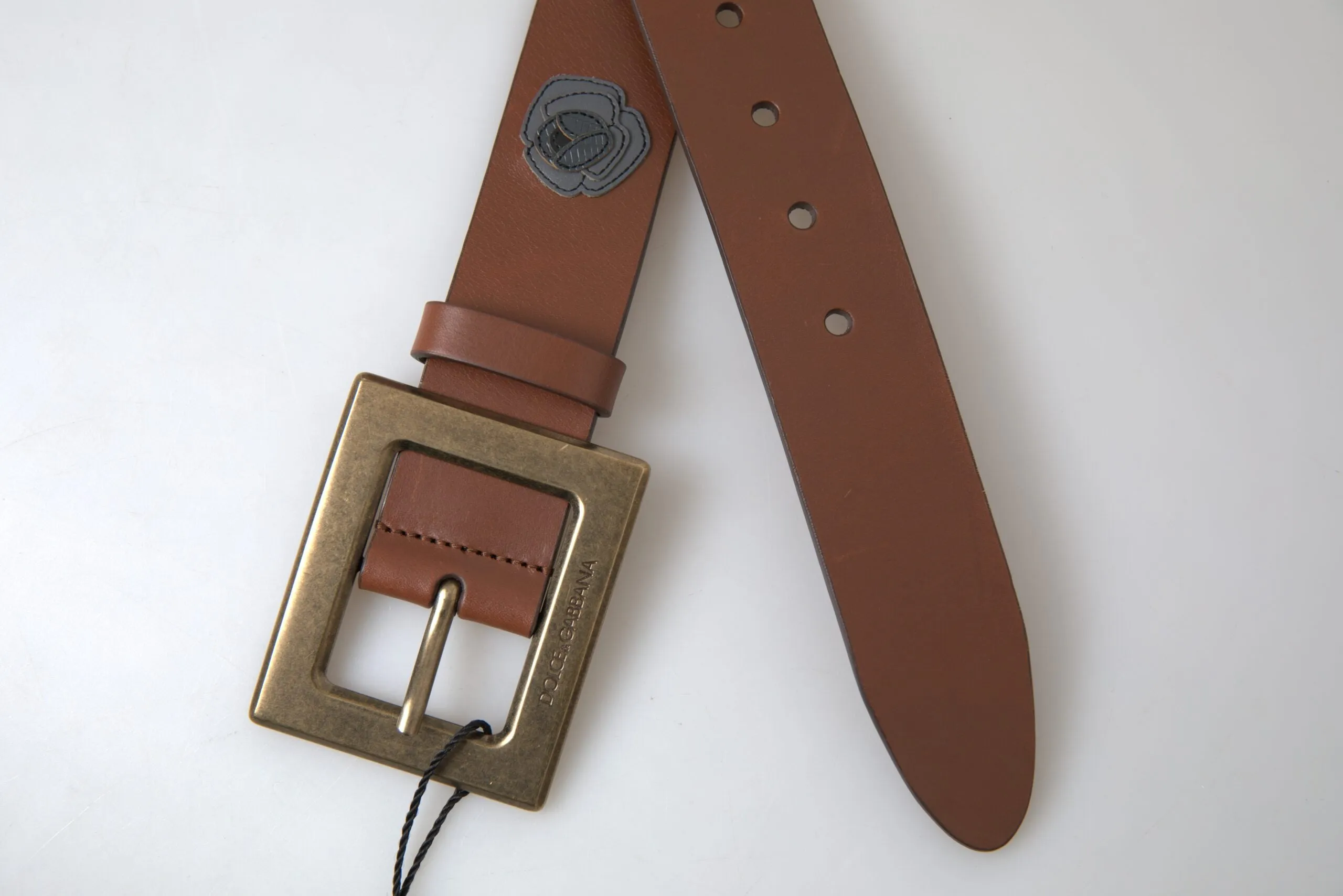 Elegant Leather Belt with Metal Buckle sold by Louxly product image thumbnail 3