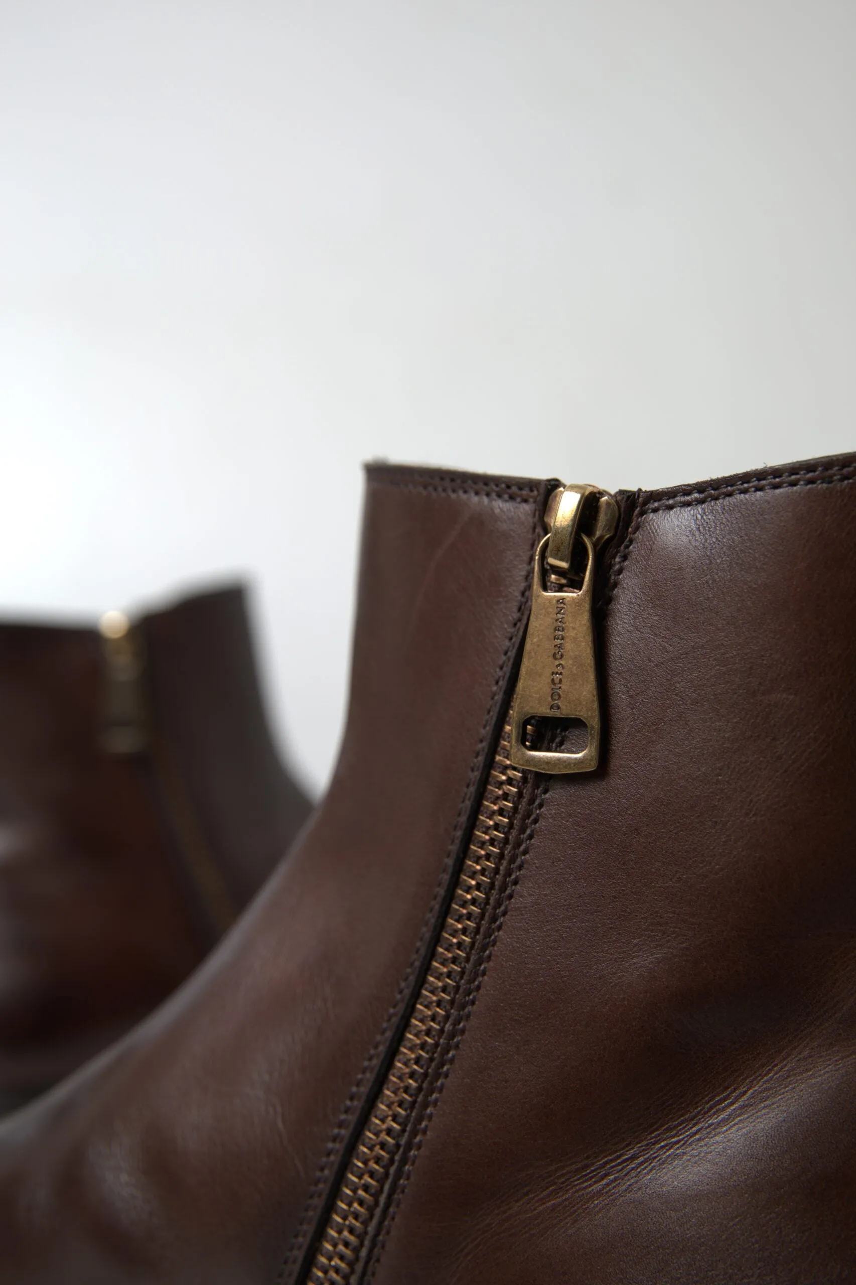 Elegant Leather Chelsea Boots sold by Louxly product image thumbnail 4