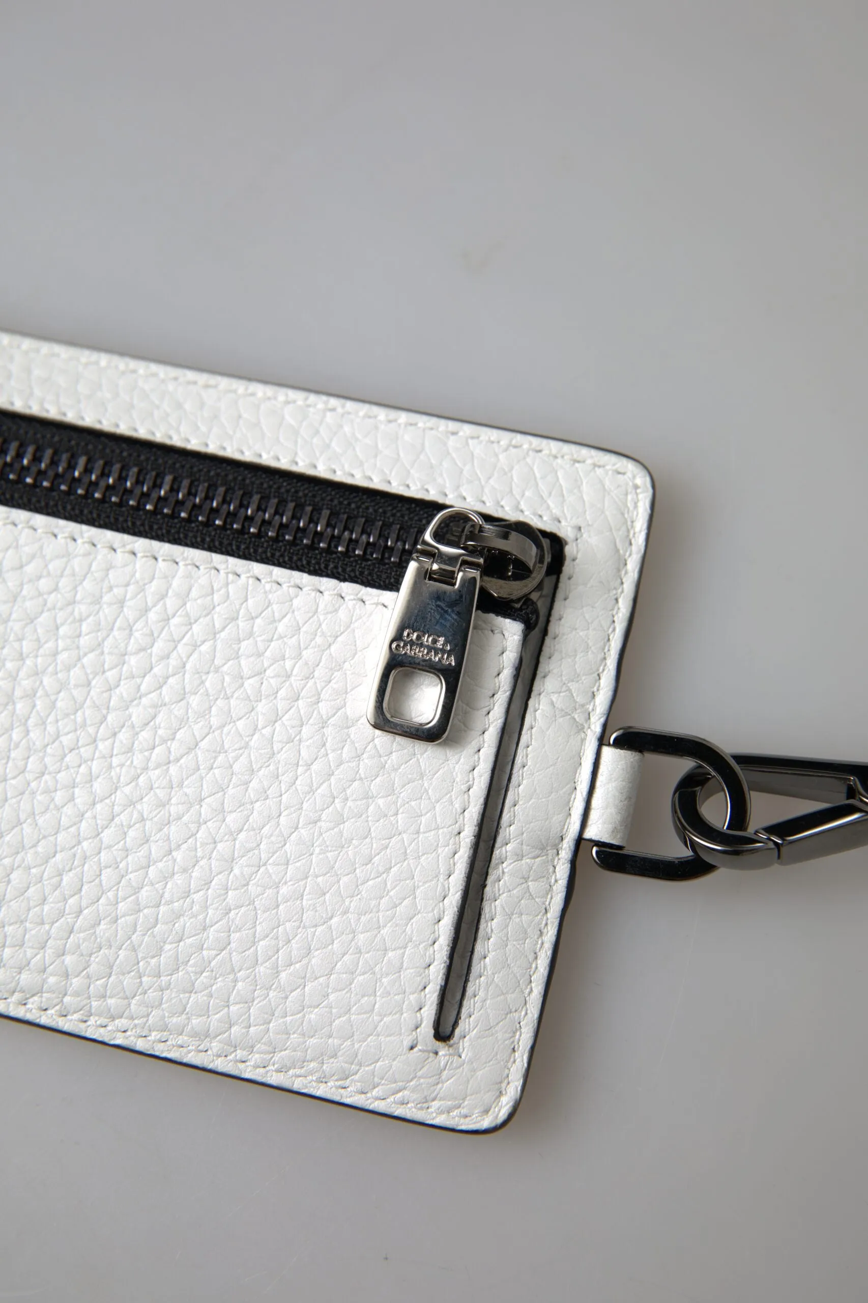 Elegant White Leather Cardholder Lanyard sold by Louxly product image thumbnail 4