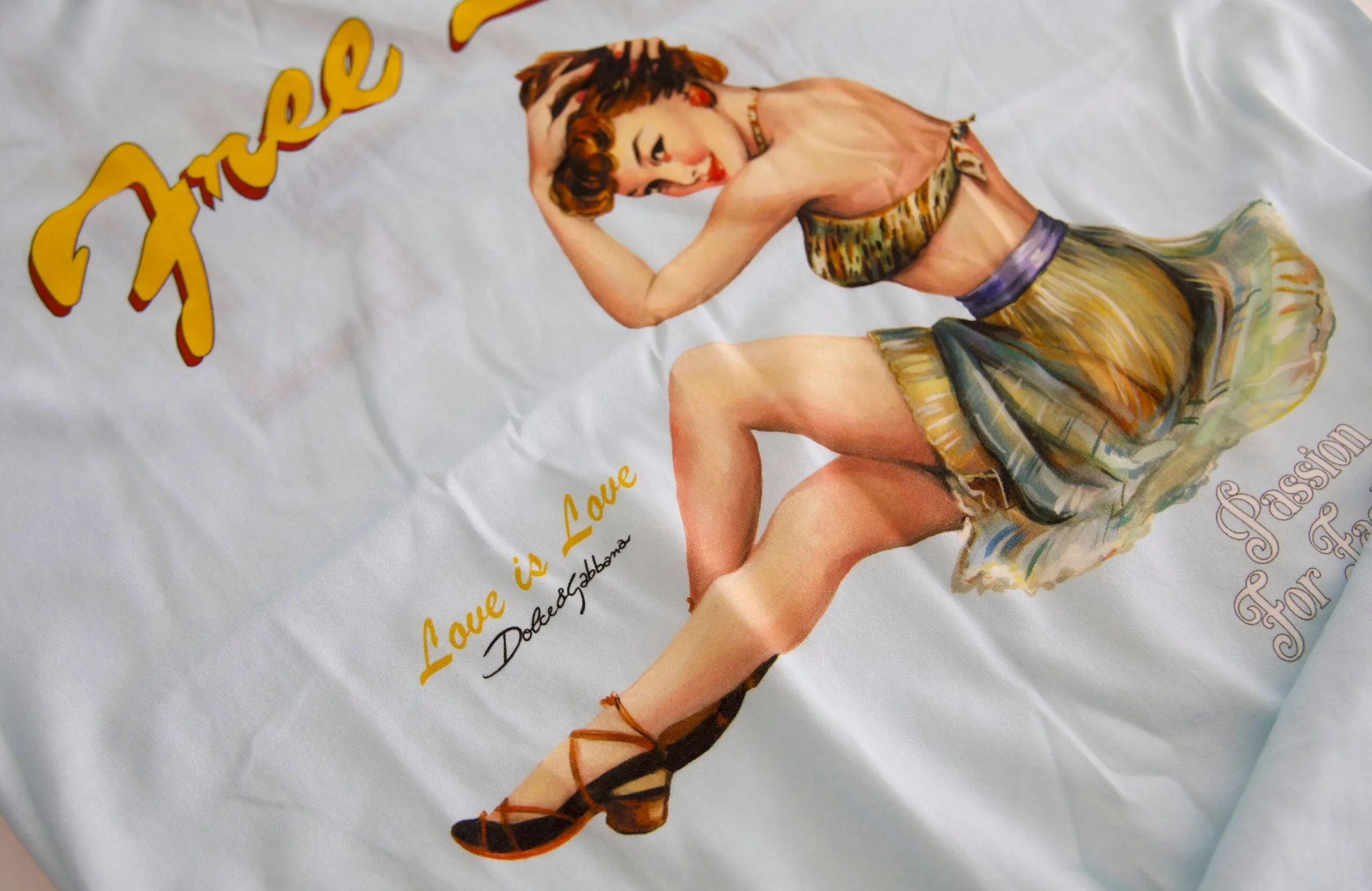 Elegant Light Blue Crew Neck T-Shirt sold by Louxly product image thumbnail 4