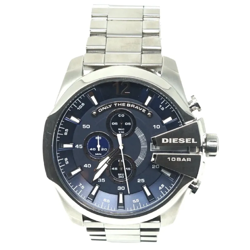Diesel Mens Mega Chief Series Silver Watch made by Diesel