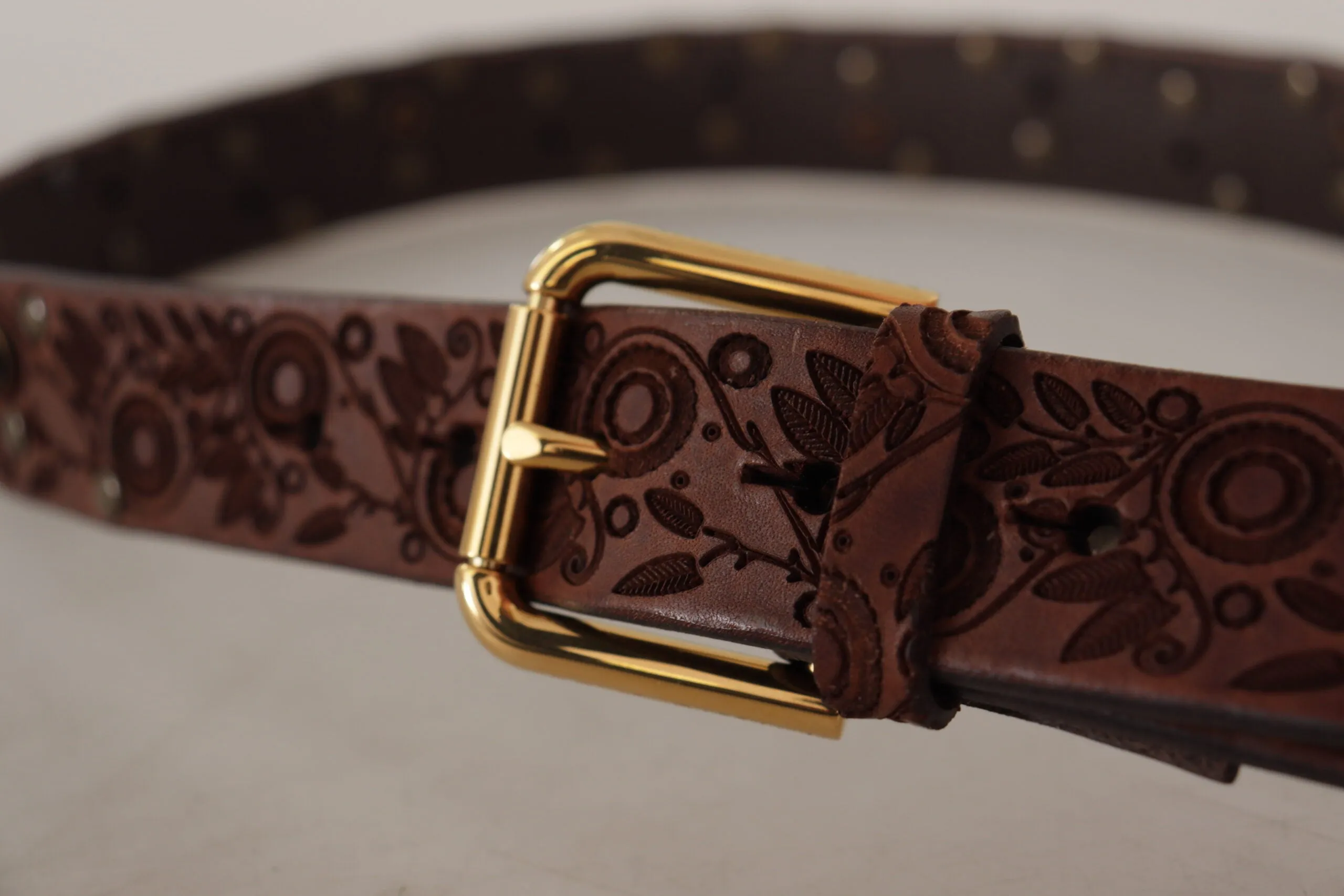 Elegant Leather Belt with Engraved Buckle sold by Louxly product image thumbnail 5