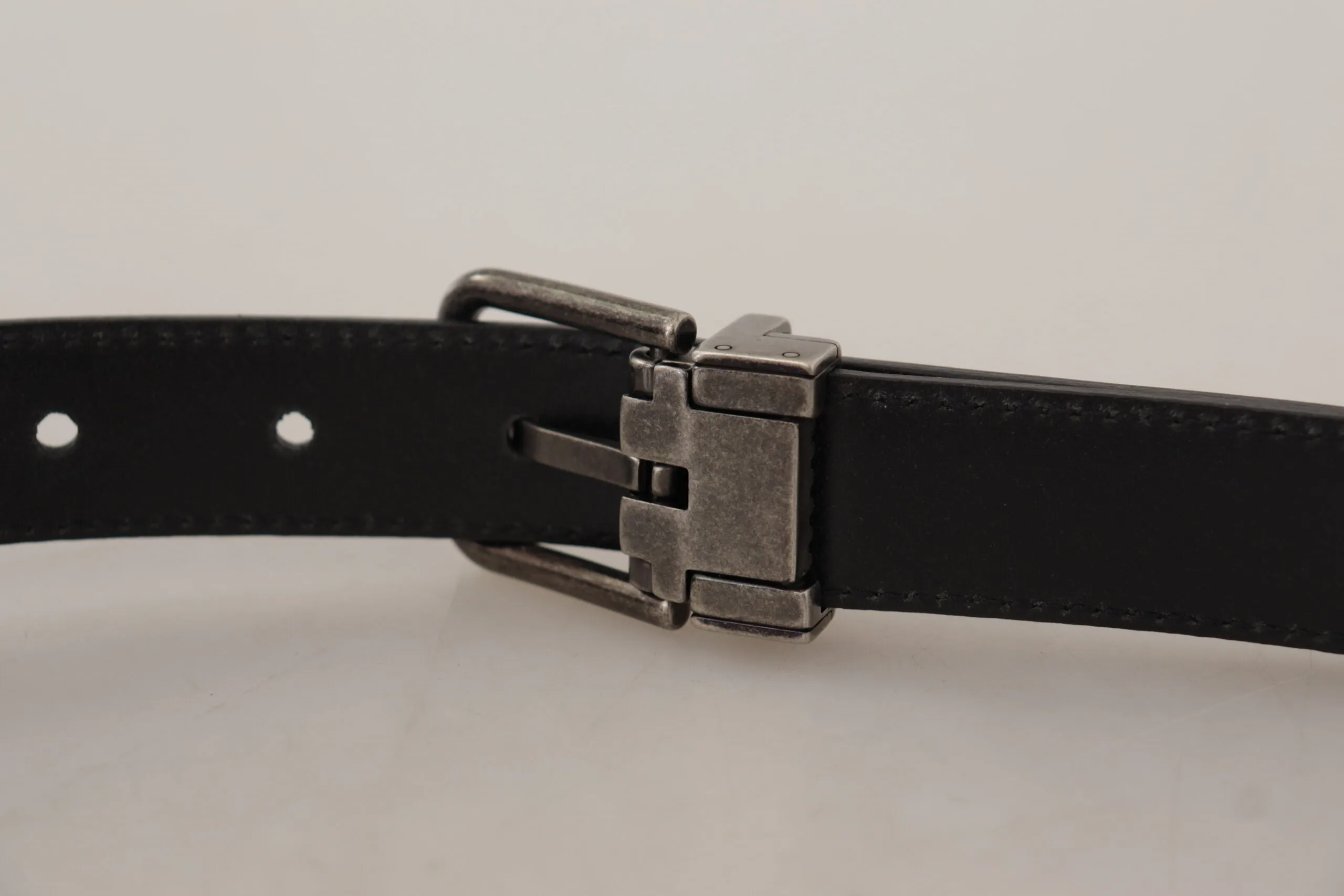 Elegant Black Leather Belt with Metal Buckle sold by Louxly product image thumbnail 4