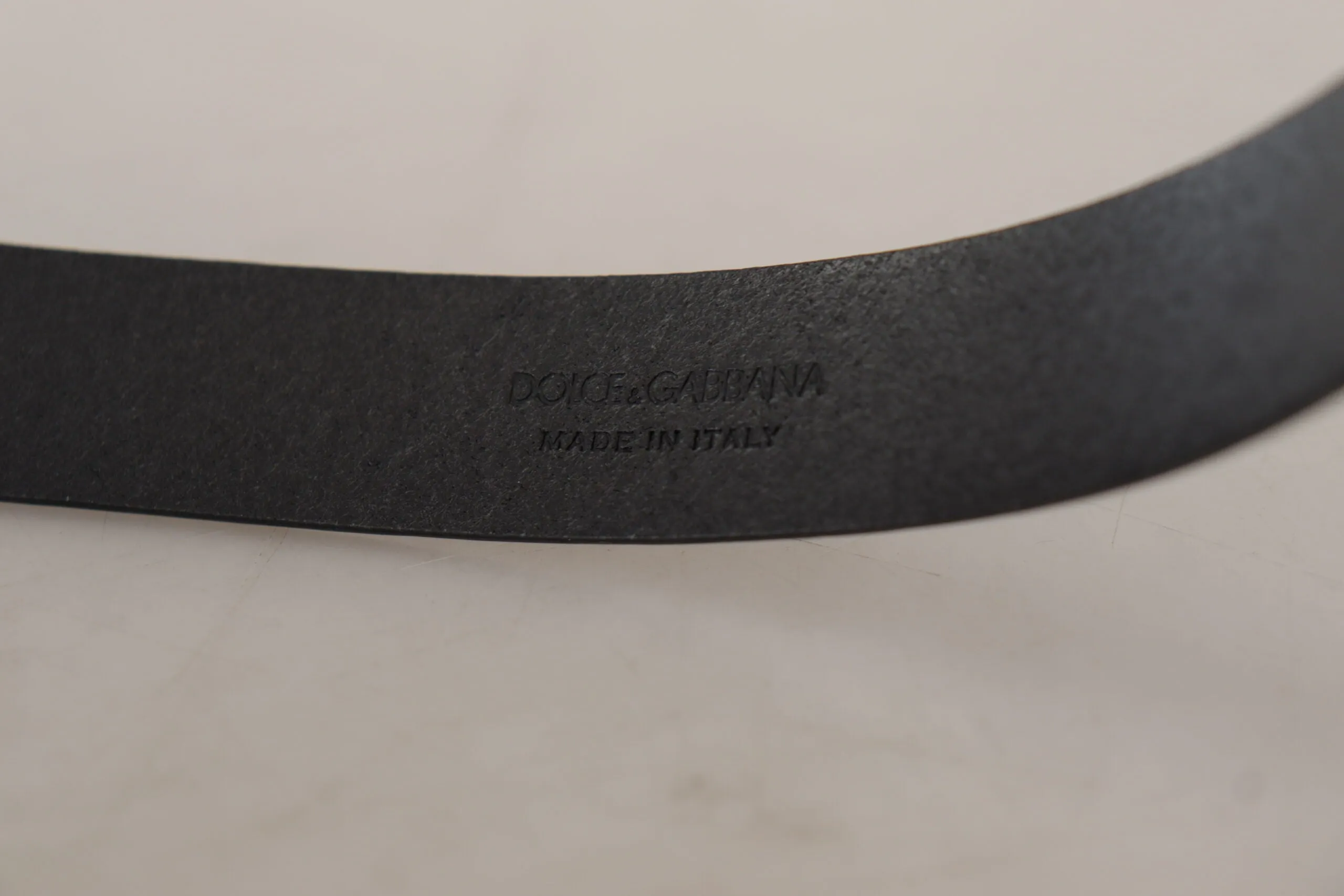 Elegant Black Leather Classic Belt sold by Louxly product image thumbnail 4