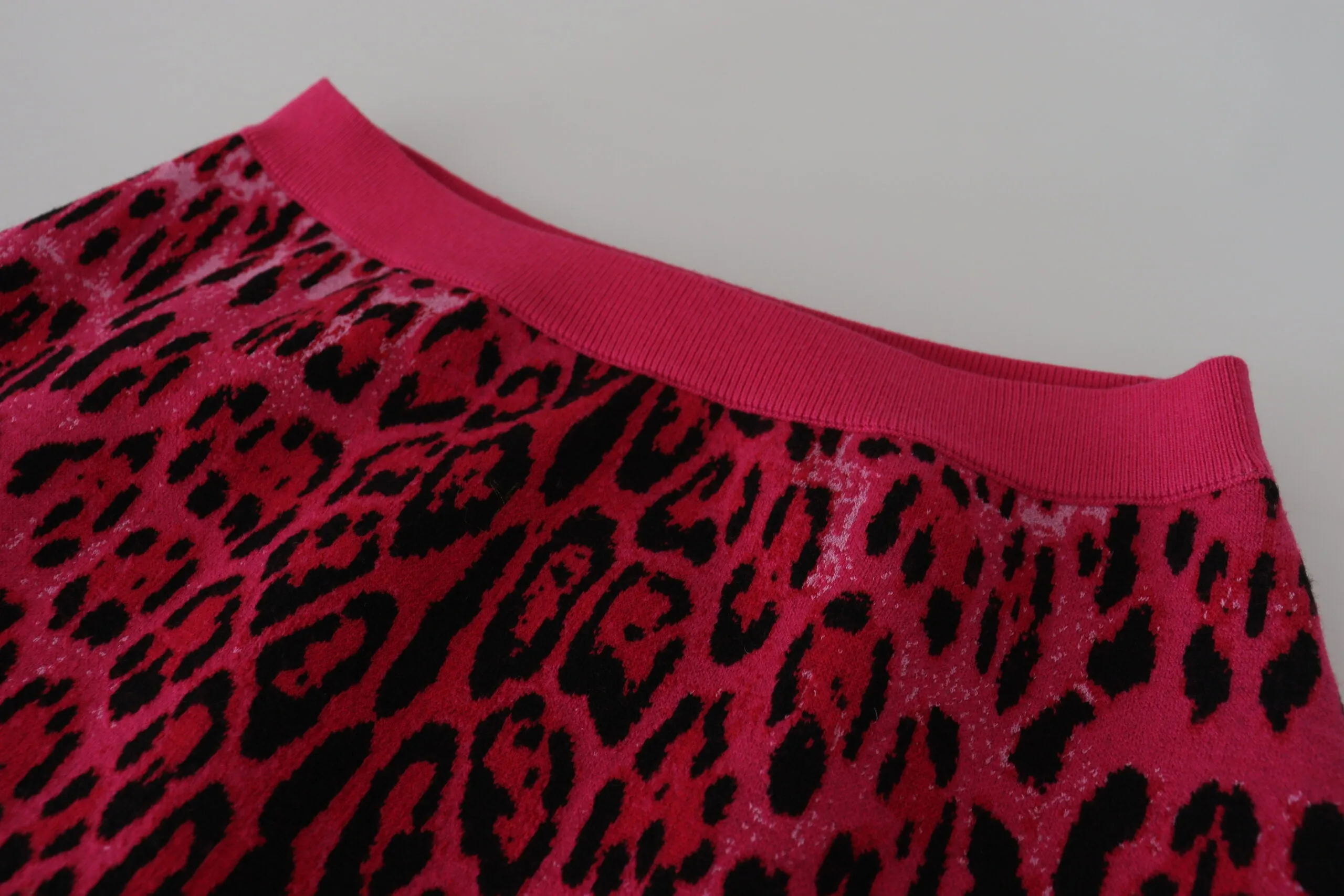 Chic High Waist Pink Leopard Mini Skirt sold by Louxly product image thumbnail 5