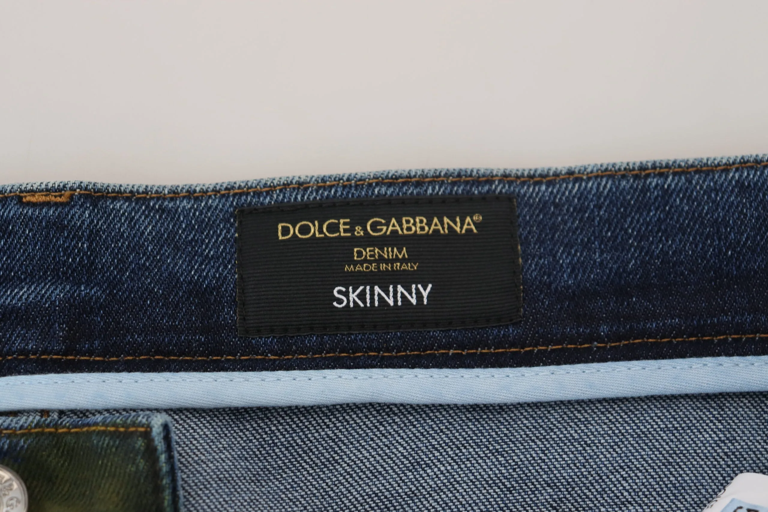 Chic Slim-Fit Denim Jeans in Green Wash sold by Louxly product image thumbnail 4