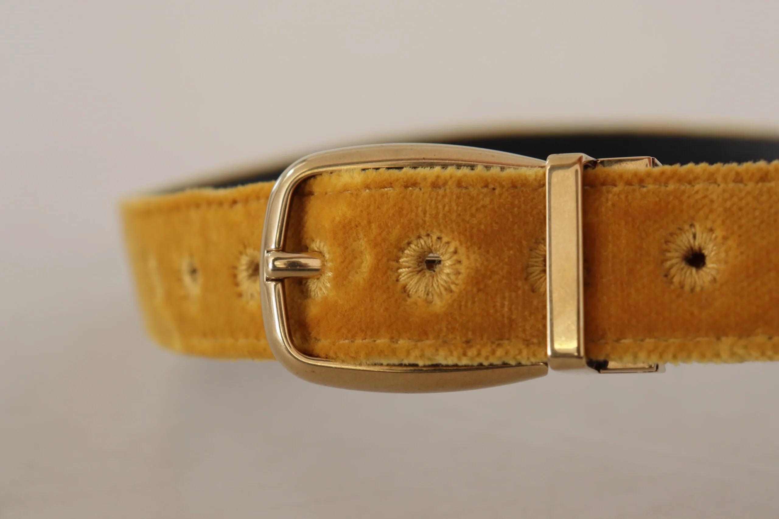 Elegant Velvet Gold Buckle Women's Belt sold by Louxly product image thumbnail 4