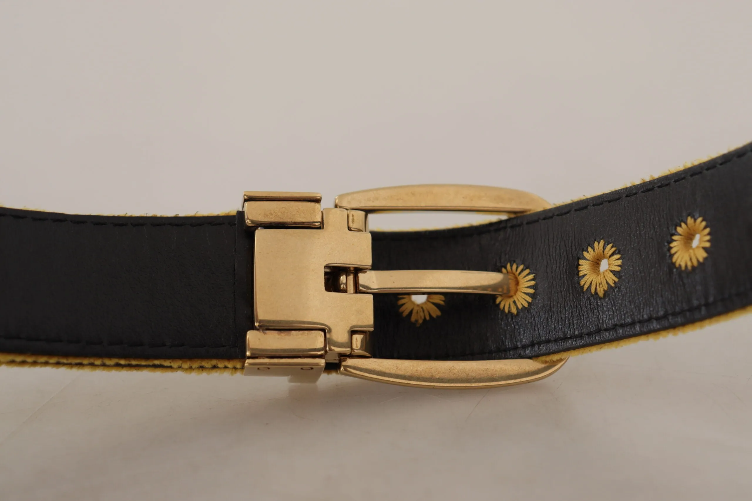 Elegant Velvet Gold Buckle Women's Belt sold by Louxly product image thumbnail 5