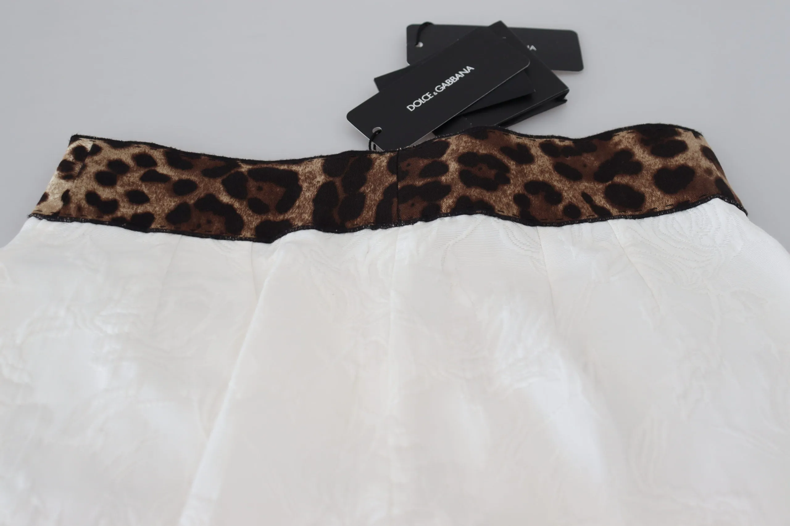 Elegant Leopard Print Pants for Sophisticated Style sold by Louxly product image thumbnail 5