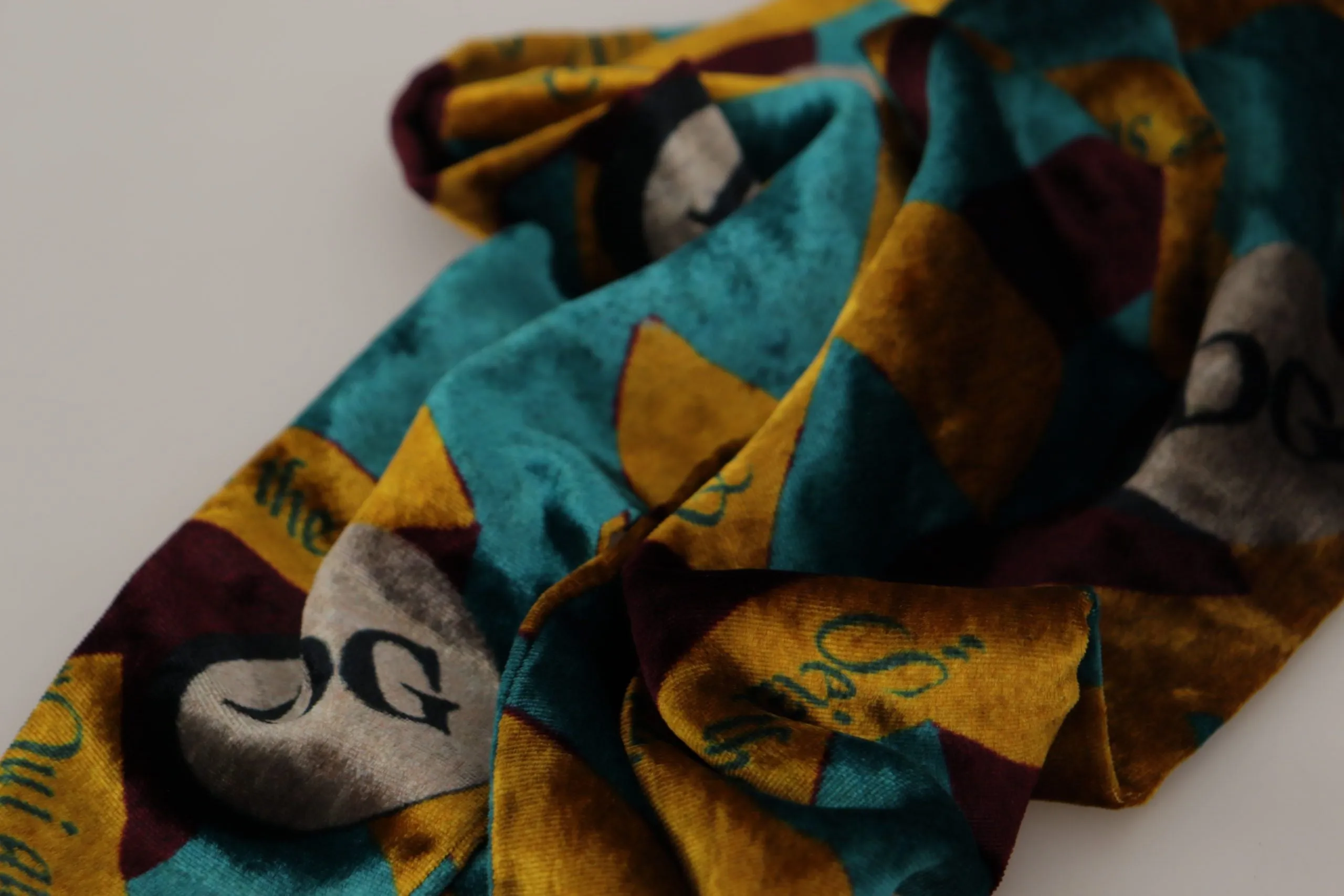Elegant Multicolor Silk Blend Men's Scarf sold by Louxly product image thumbnail 5