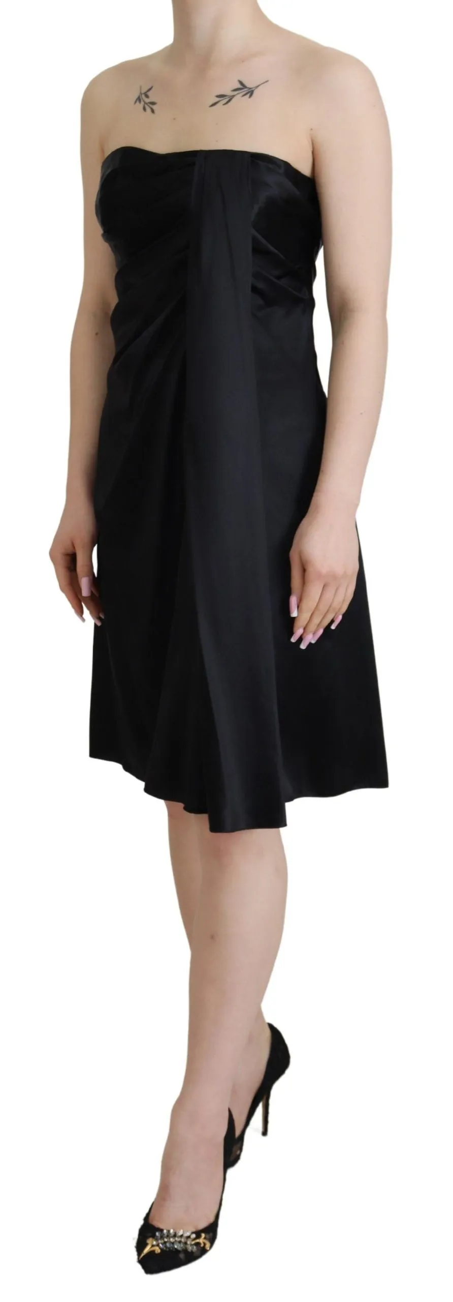 Elegant Black Silk Mini Sleeveless Dress sold by Louxly product image thumbnail 2