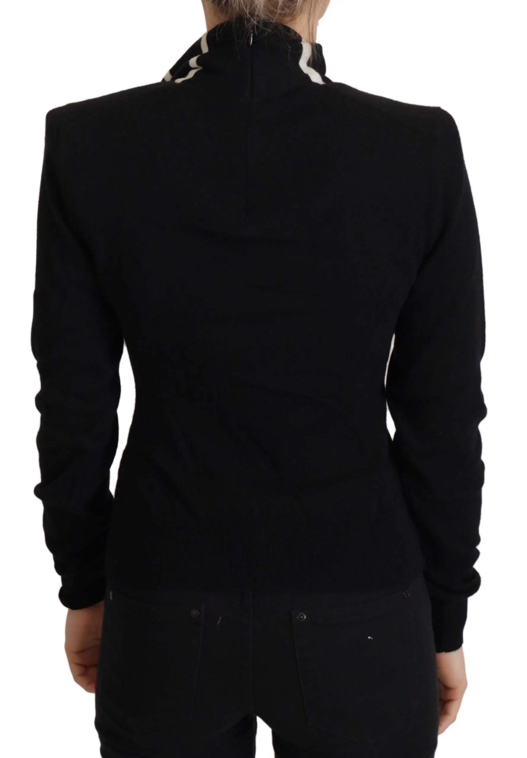Elegant Black Cashmere Turtleneck Sweater sold by Louxly product image thumbnail 2