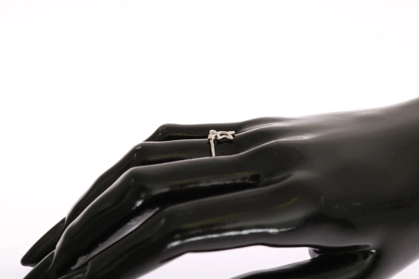 Chic Silver Statement Ring sold by Louxly product image thumbnail 4