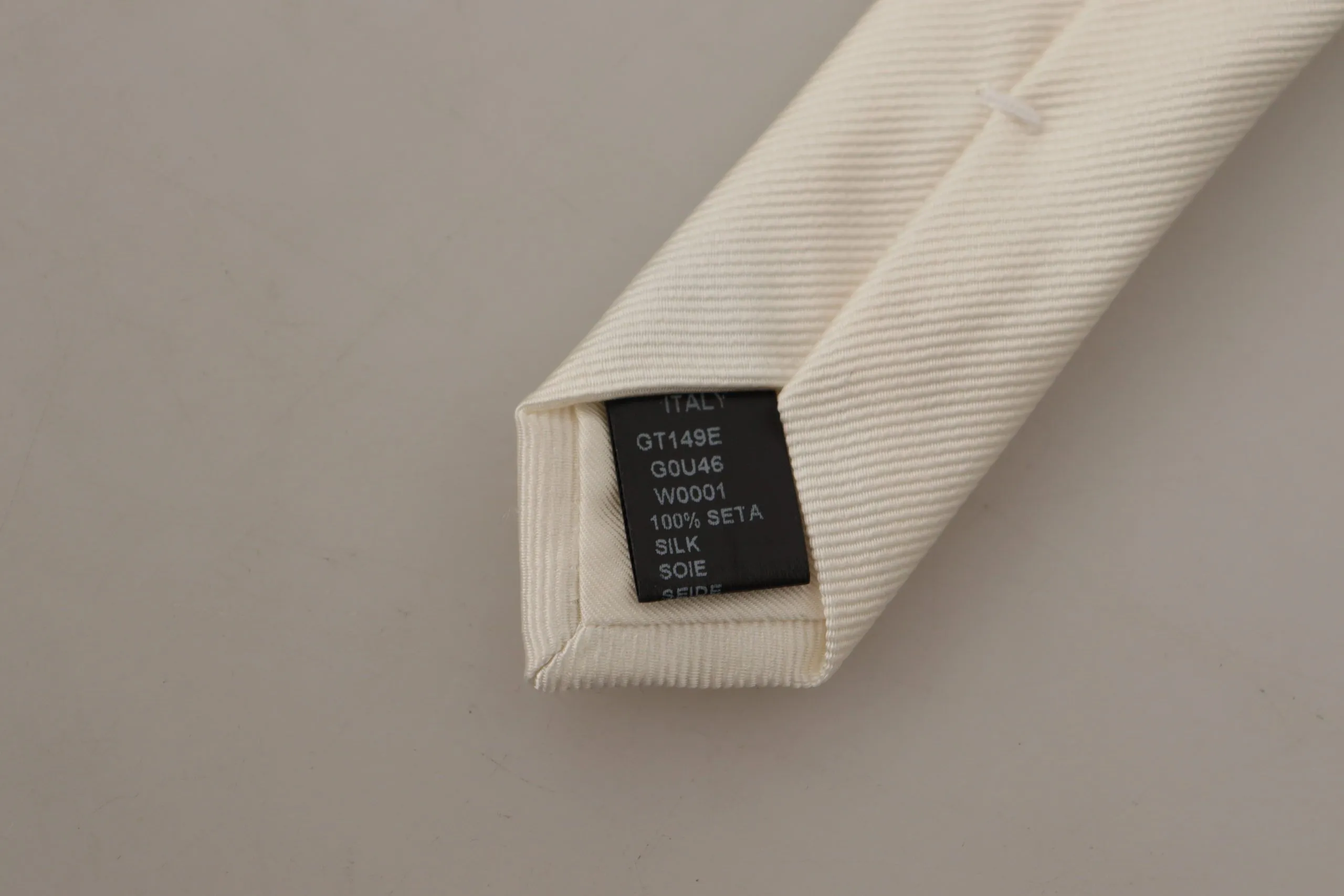 Elegant White Silk Men's Tie sold by Louxly product image thumbnail 4