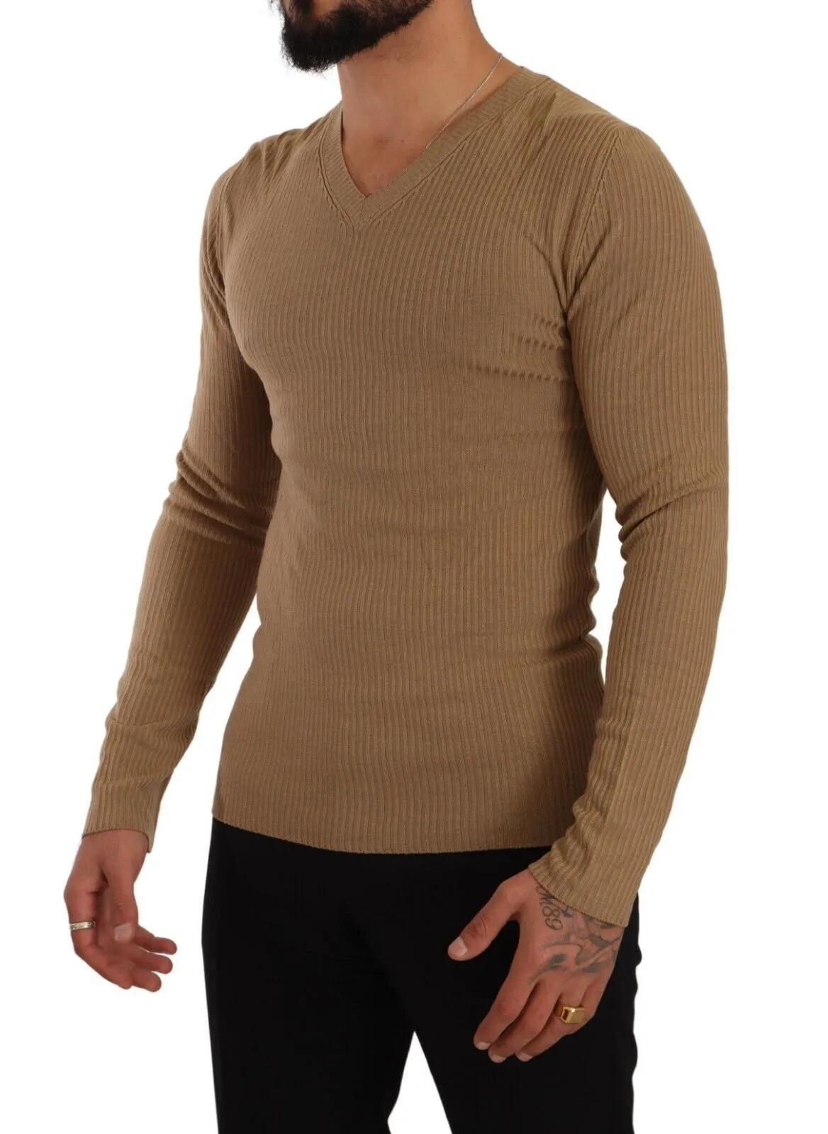 Classic V-Neck Wool Sweater in Brown sold by Louxly product image thumbnail 3